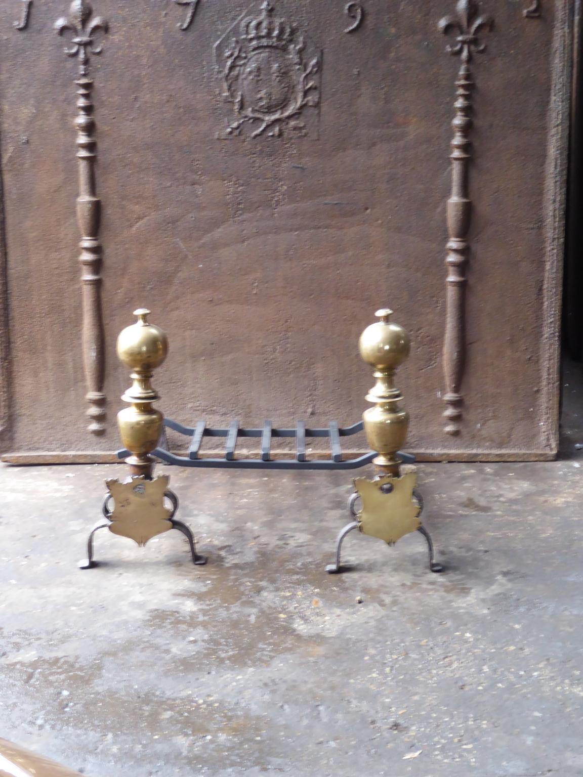 Forged Spanish Renaissance Period Fireplace Grate or Fire Basket, 16th Century For Sale