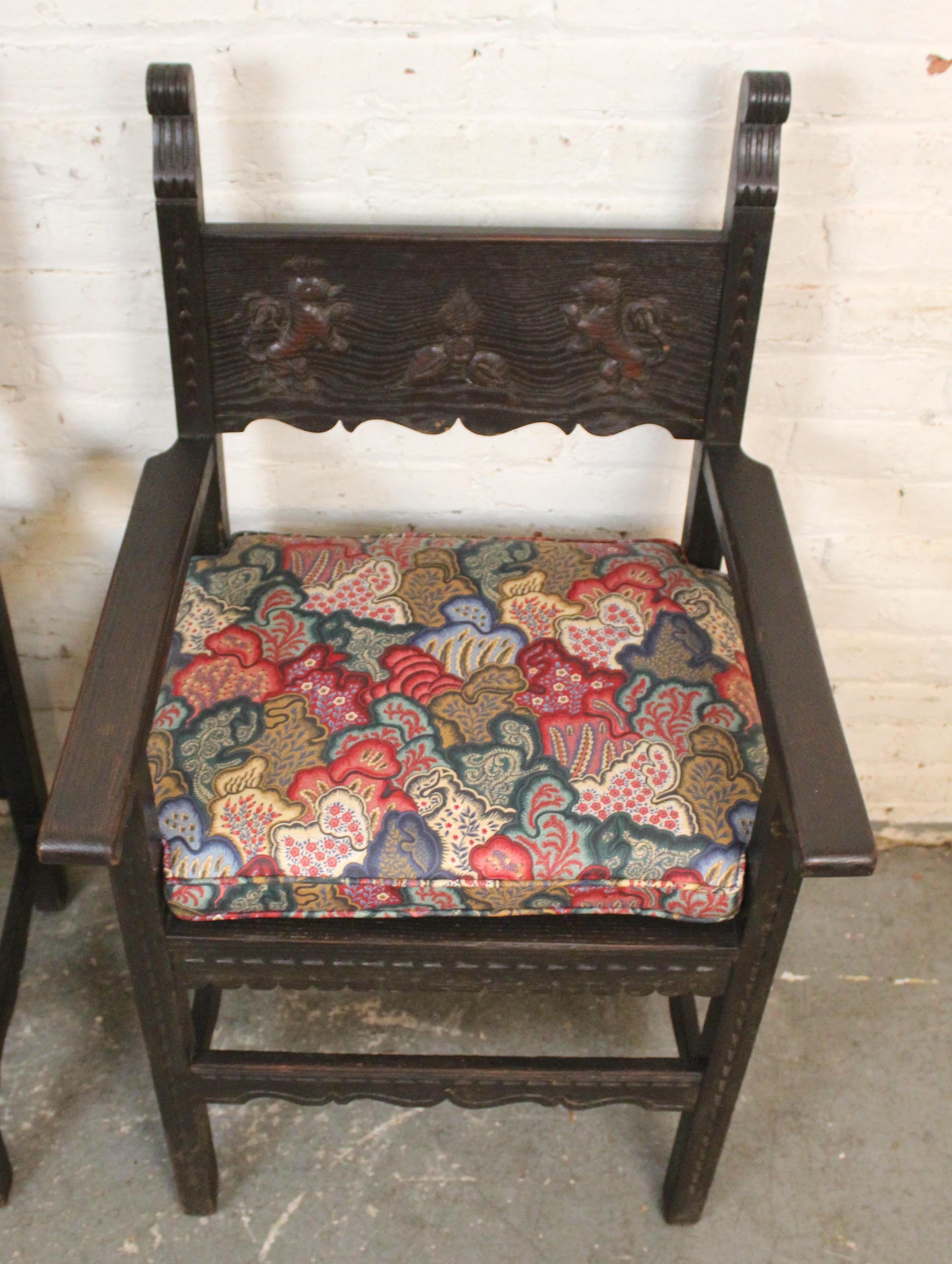 Sessel im spanischen Renaissance-Stil im Zustand „Gut“ im Angebot in Brooklyn, NY