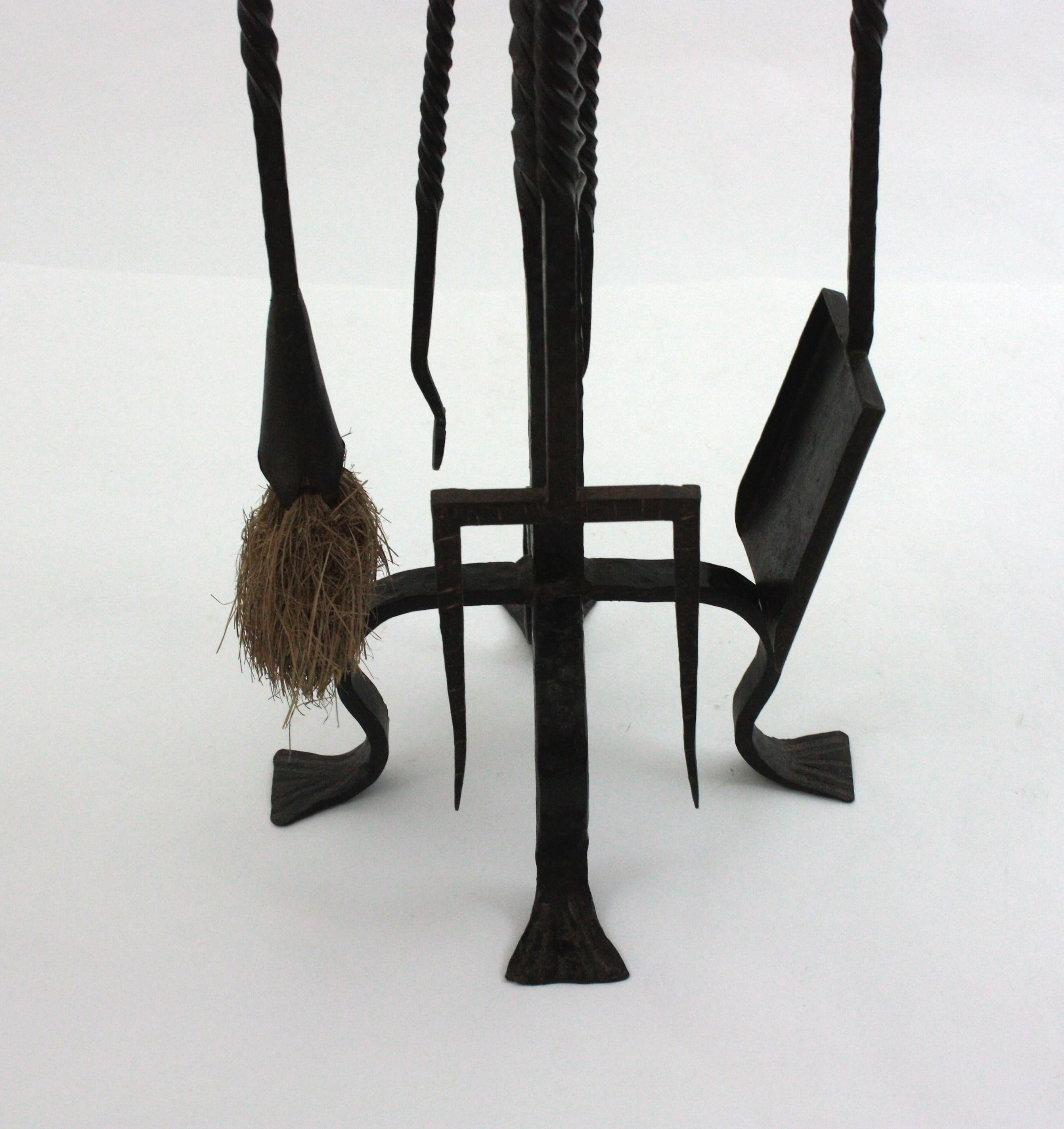 Juego de Herramientas para Chimenea de Hierro Forjado a Mano, Diseño de Espada en venta 3