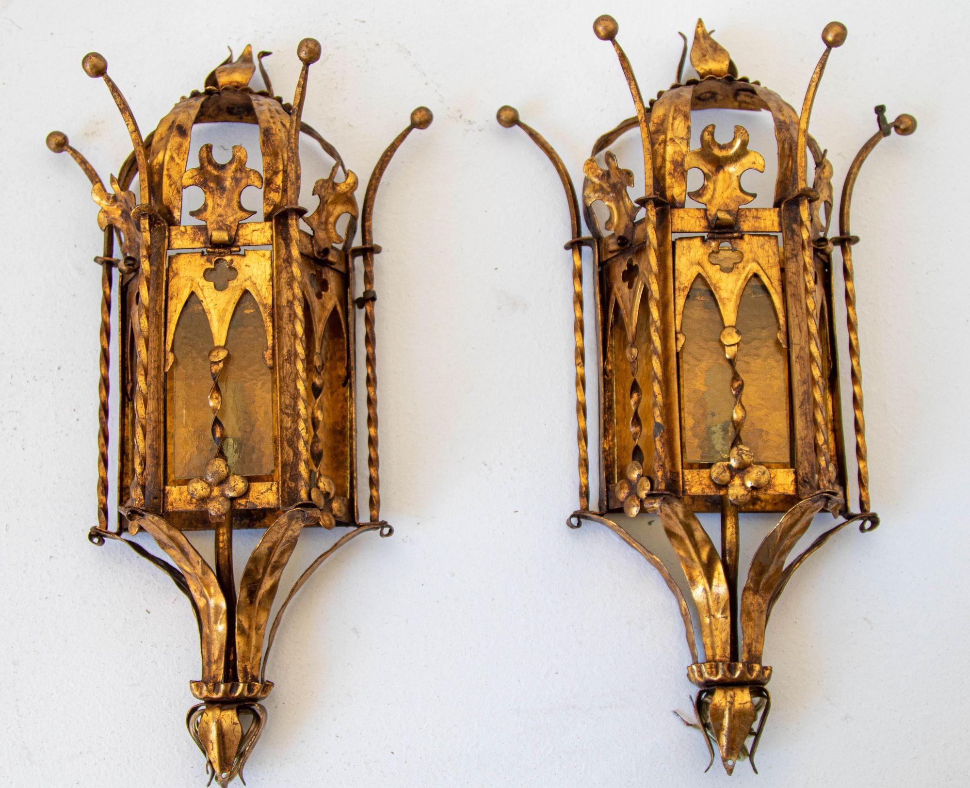 Spanish Revival Gothic Hand Forged Metal Gilt Wall Sconces a Pair circa 1950s For Sale 8