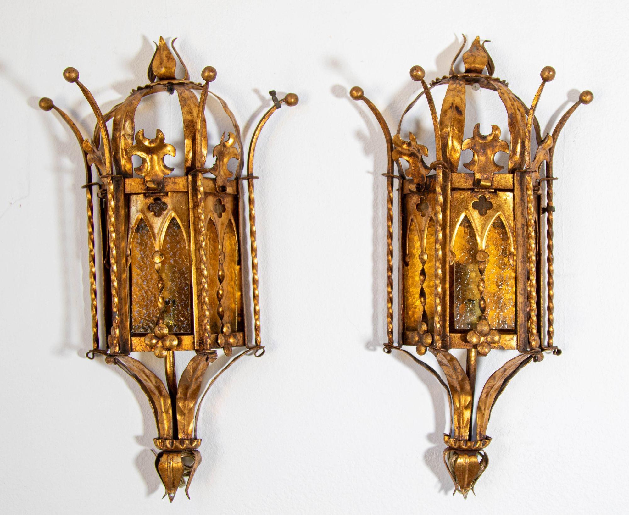 Spanish Revival Gothic Hand Forged Metal Gilt Wall Sconces a Pair circa 1950s For Sale 12