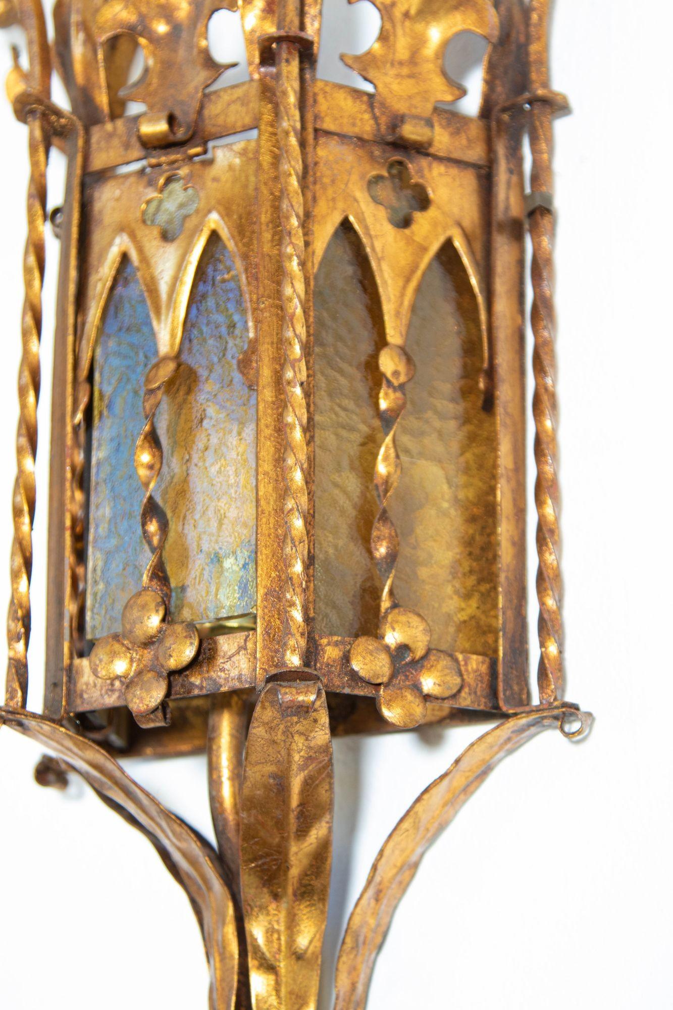 20th Century Spanish Revival Gothic Hand Forged Metal Gilt Wall Sconces a Pair circa 1950s For Sale