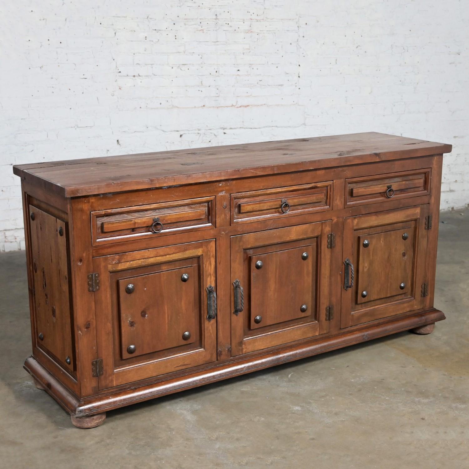 Unknown Spanish Revival Rustic Solid Pine Sideboard Style of Artes De Mexico Intern'tnl  For Sale