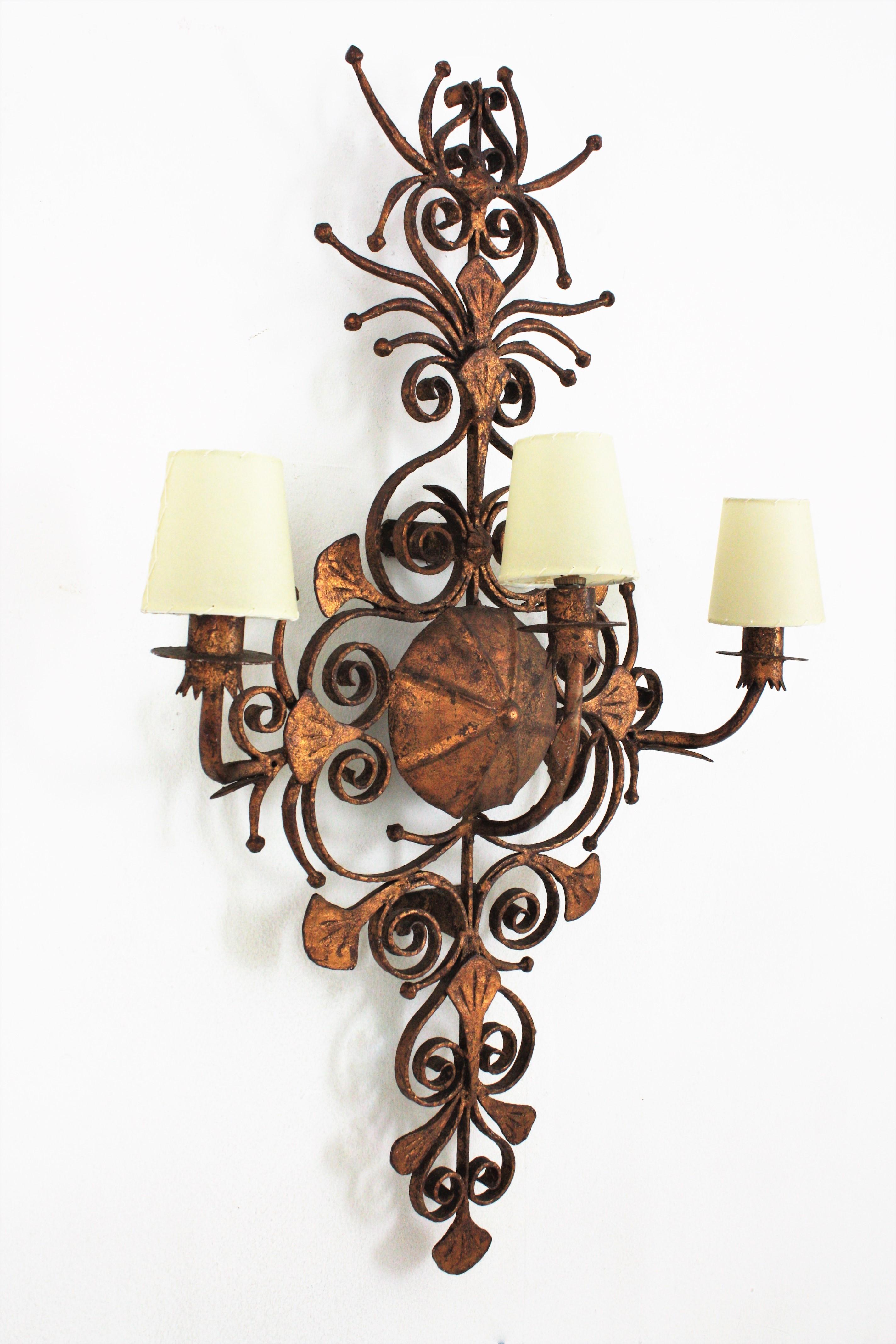Spanish Revival Scrollwork Large Wall Sconce in Gilt Wrought Iron 7
