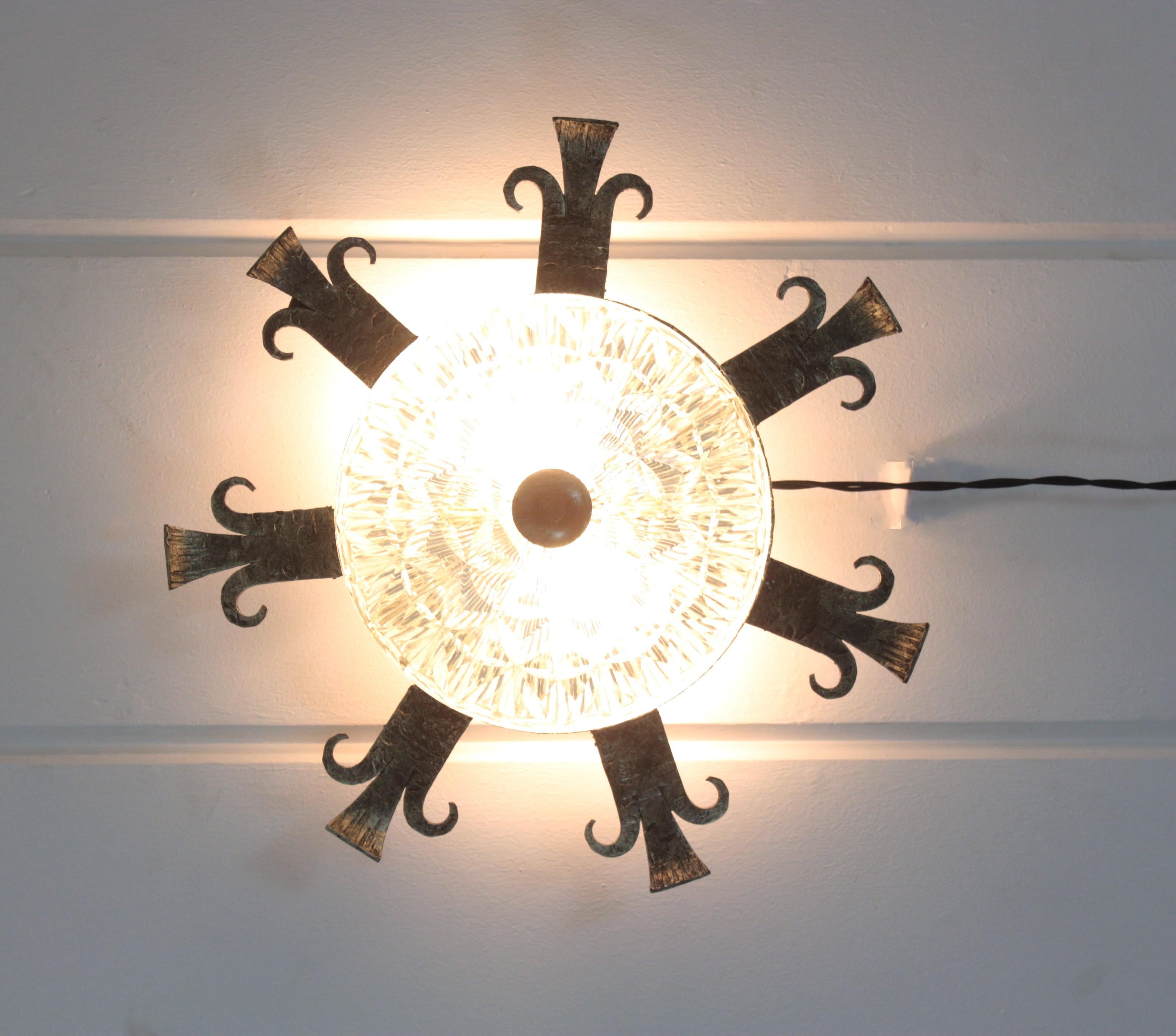 1940s Spanish Revival Sunburst Ceiling Light Fixture in Wrought Iron and Glass For Sale 6