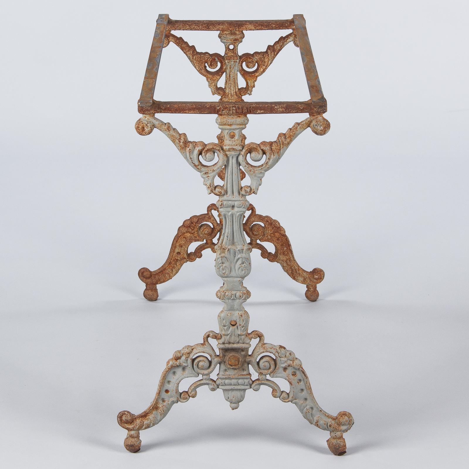 Spanish Rococo Iron Base Bistro Table with Marble Top, Late 1800s 11