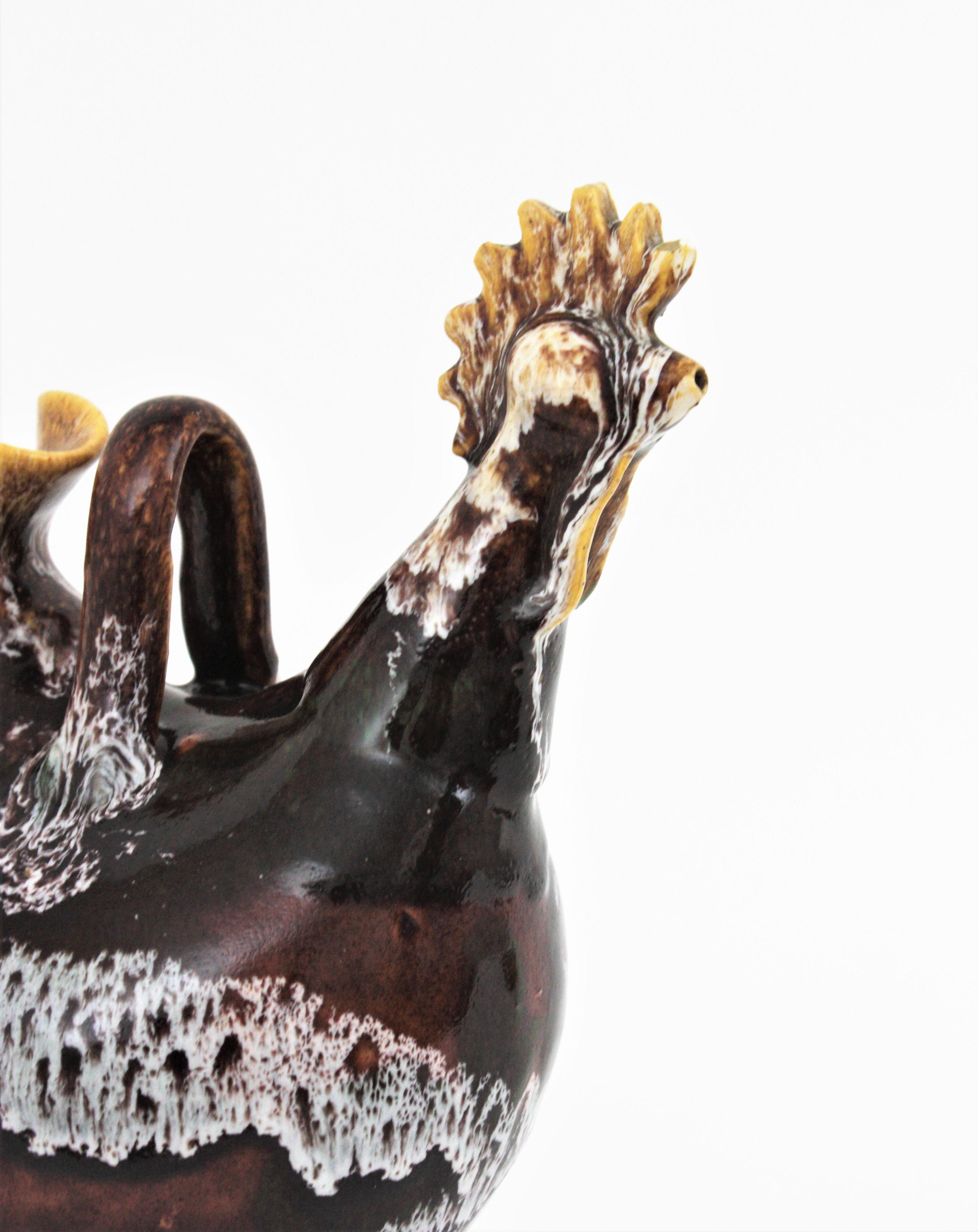 Vernissé Pichet espagnol en forme de coq en céramique émaillée Brown, années 1960 en vente