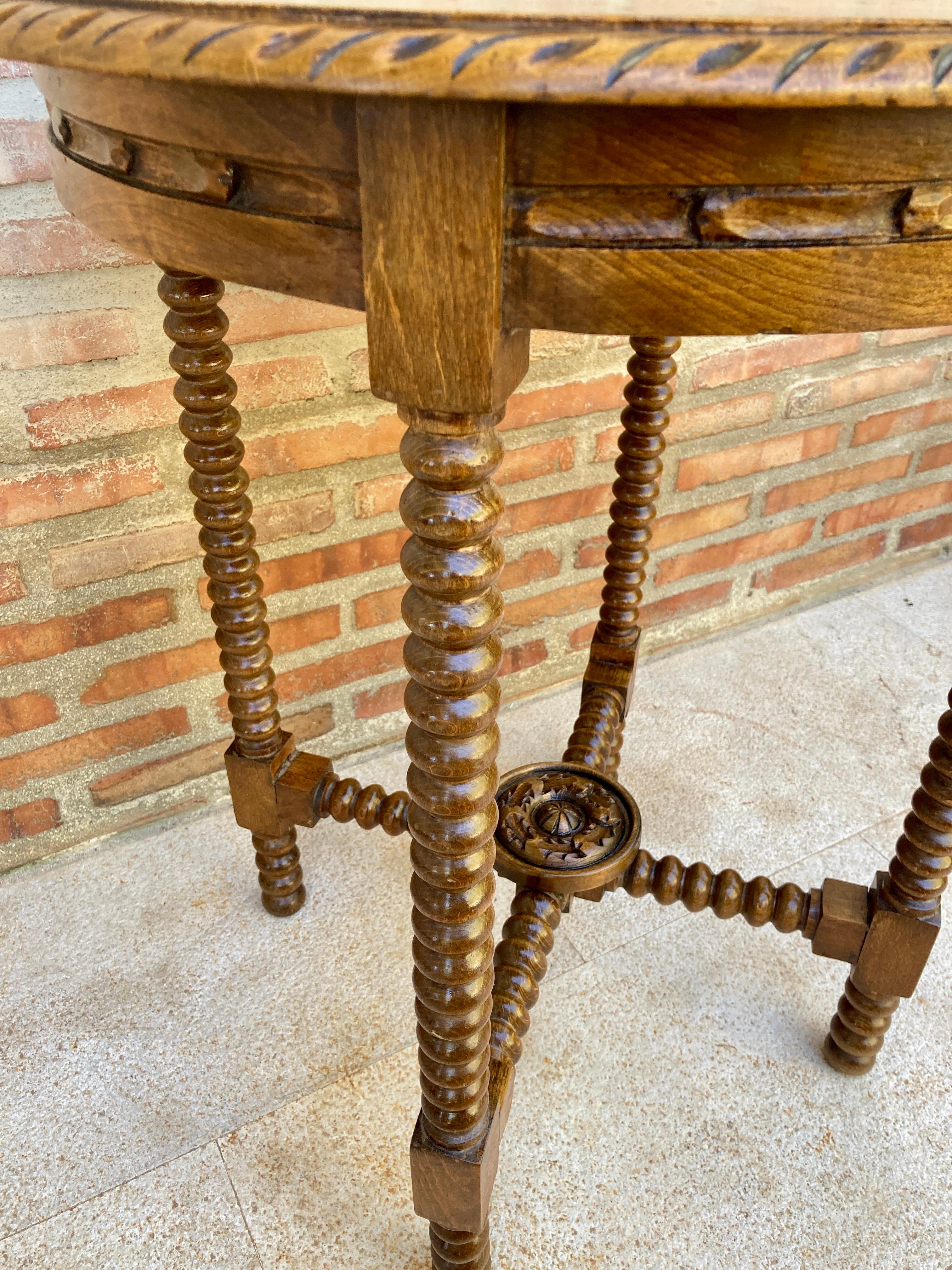 Spanish Round Walnut Side Table With Turned Legs And Beleveled Edges 1900s 3