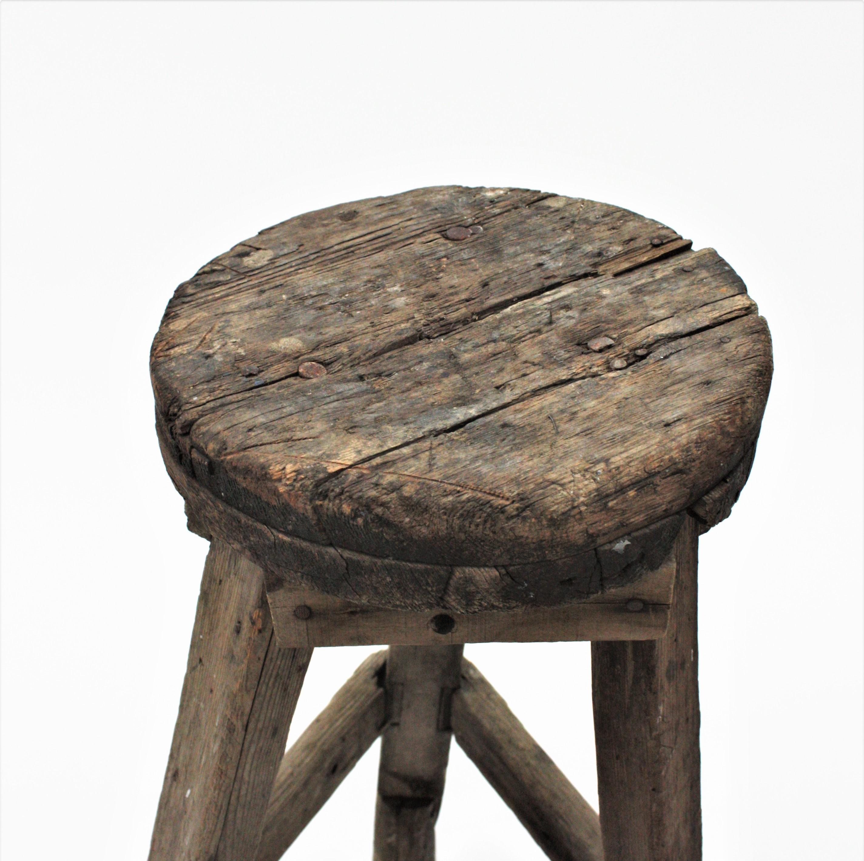 Spanish Rustic Folk Wooden Tripod Stool / Side Table For Sale 4