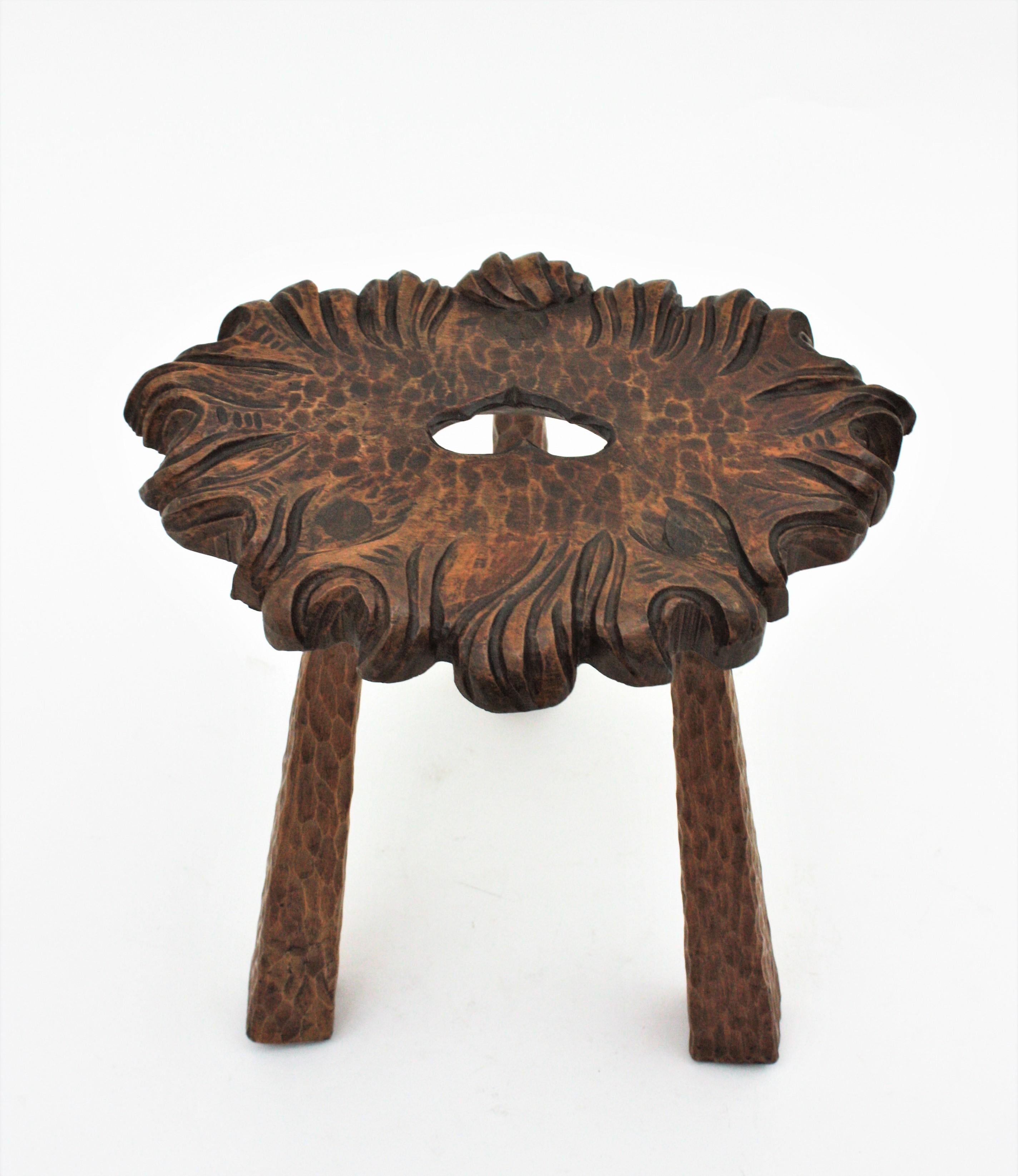 Spanish Rustic Wood Tripod Stool or Side Table For Sale 5