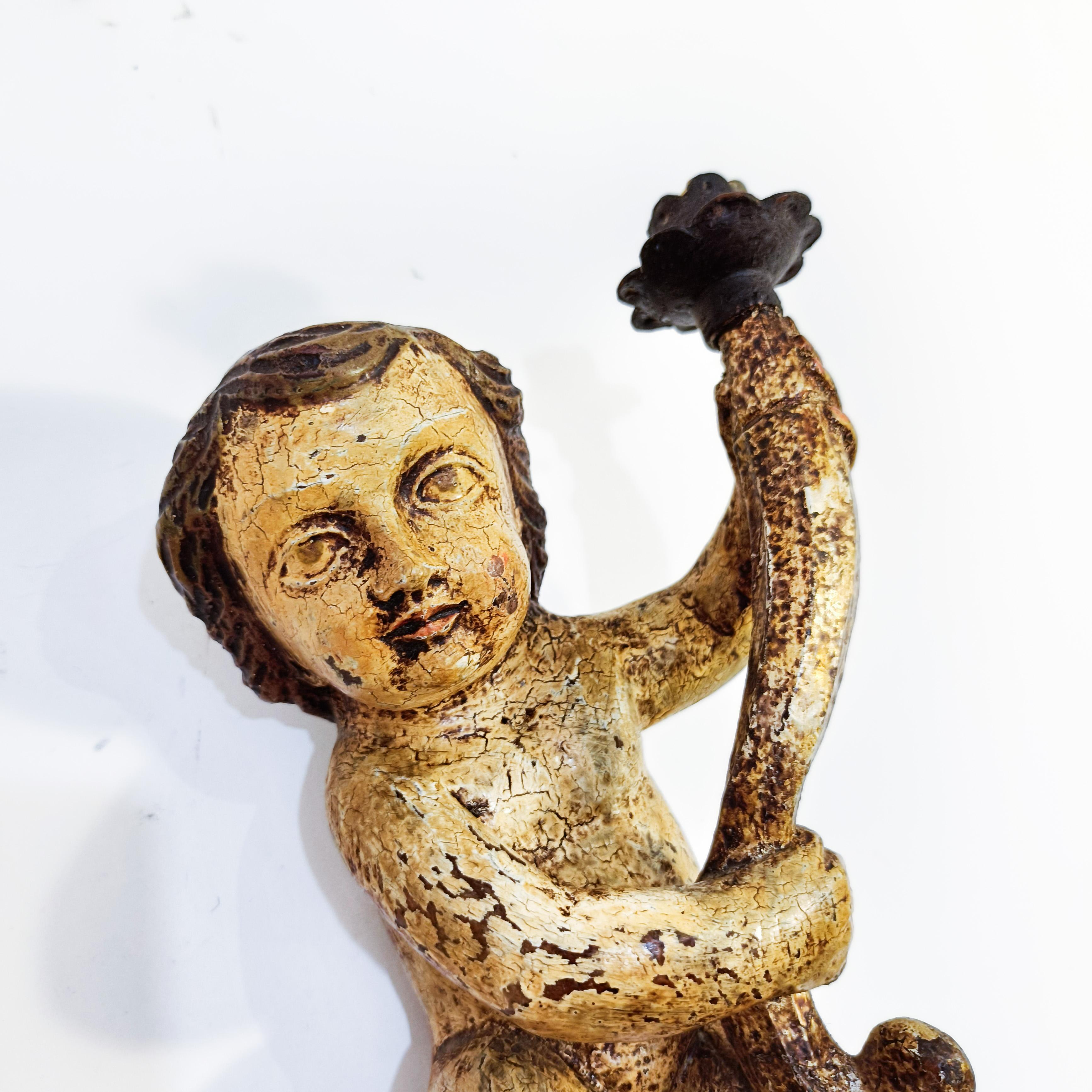 Spanish School. Putti da parete policromi con portacandele, Spagna, XVIII secolo. in vendita 6