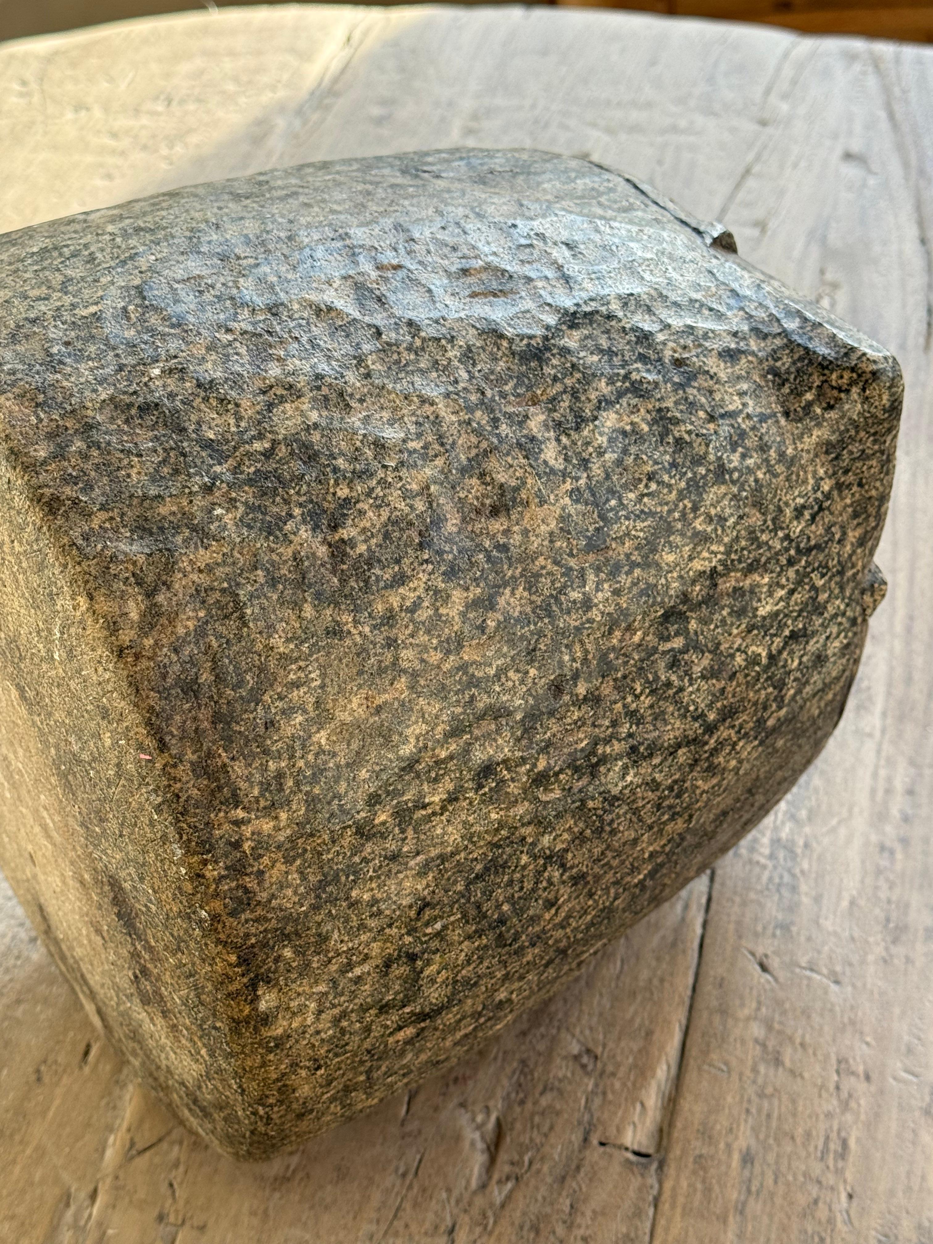 Vasi di marmo scolpiti spagnoli in vendita 4