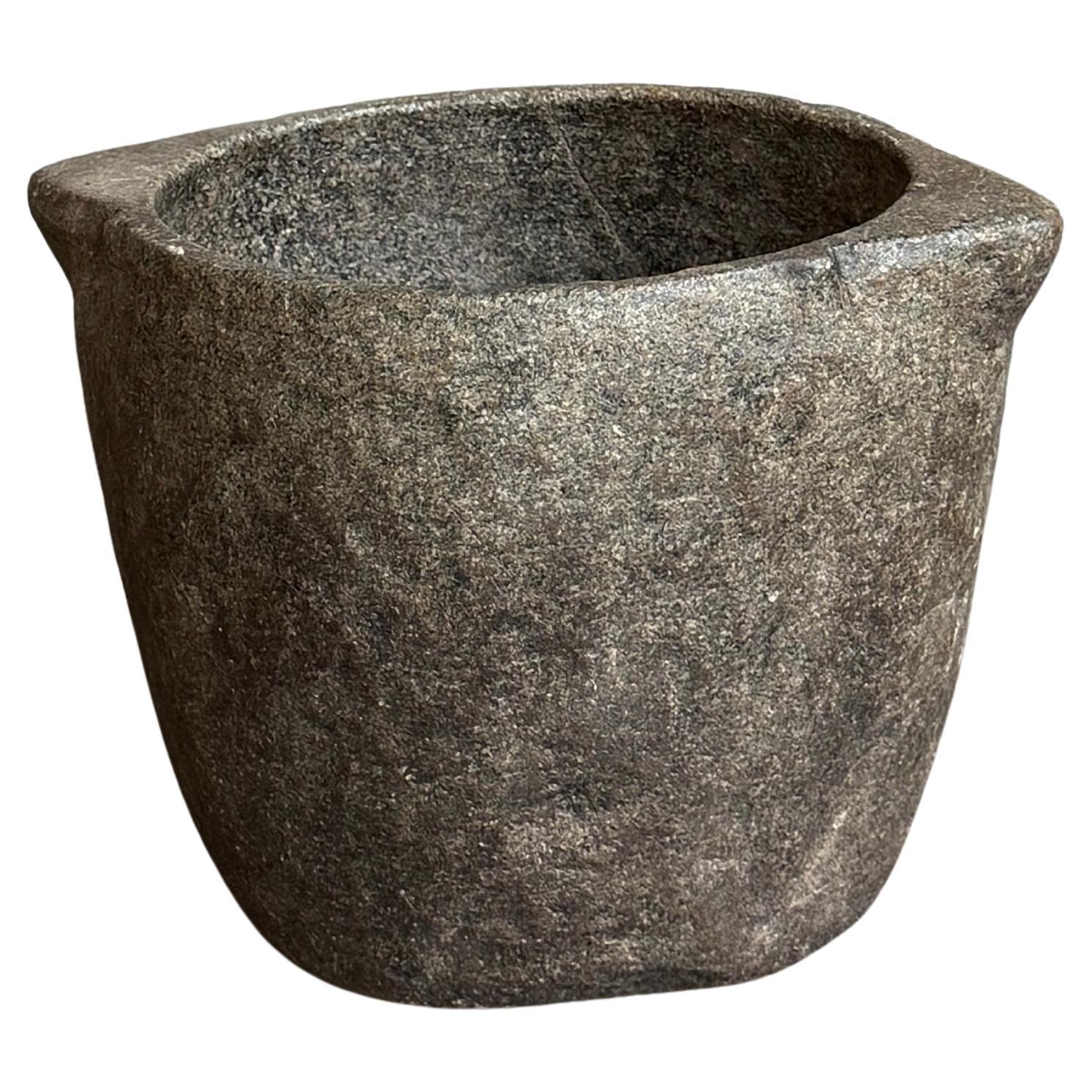 Vasi di marmo scolpiti spagnoli