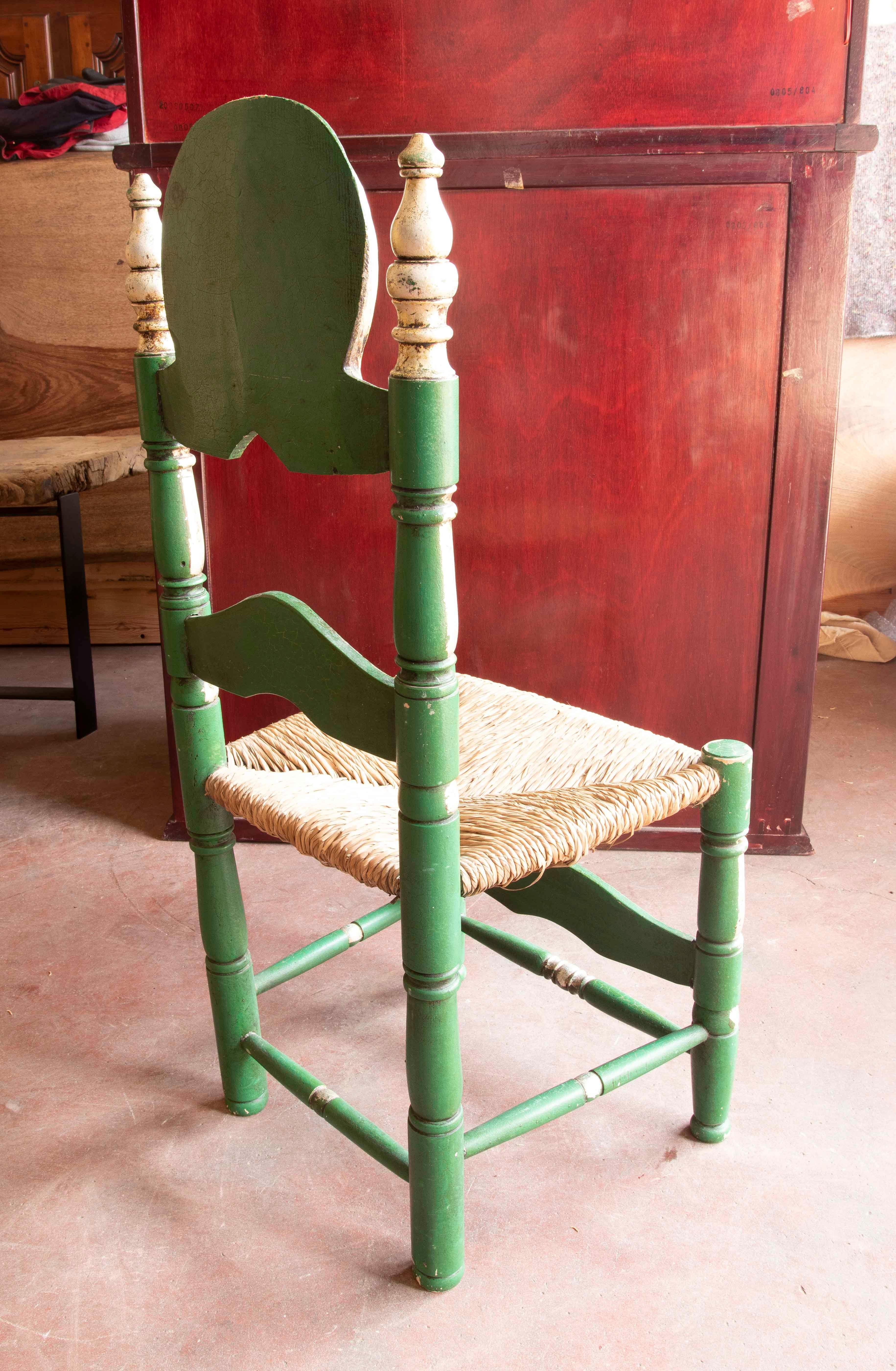 Spanish Set of Six wooden-Carved Chairs Painted in Green Colour For Sale 2