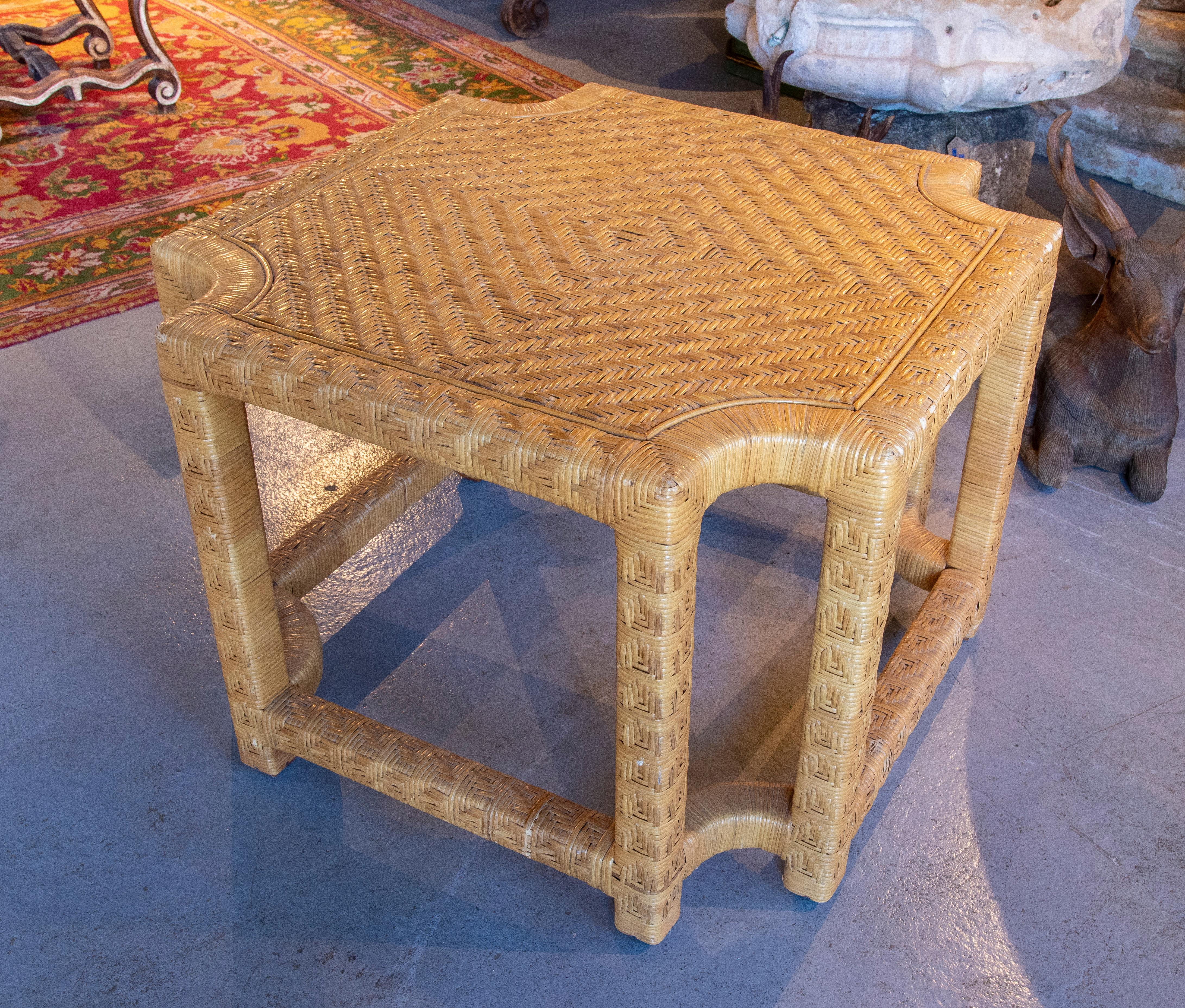 Spanish Side Table with Wooden Frame Covered with Hand-Sewn Wicker For Sale 3