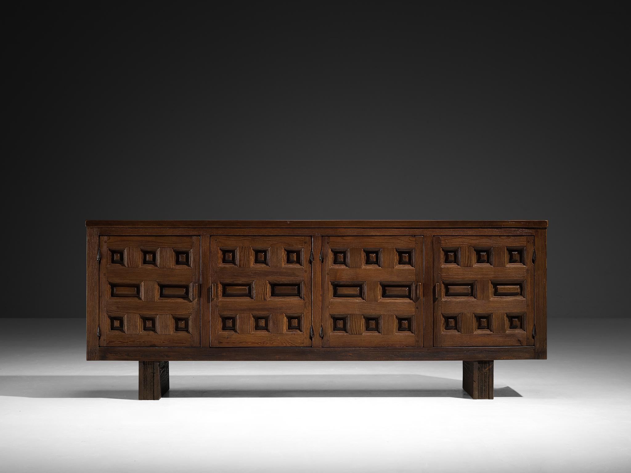 Spanish Sideboard in Stained Pine In Good Condition For Sale In Waalwijk, NL