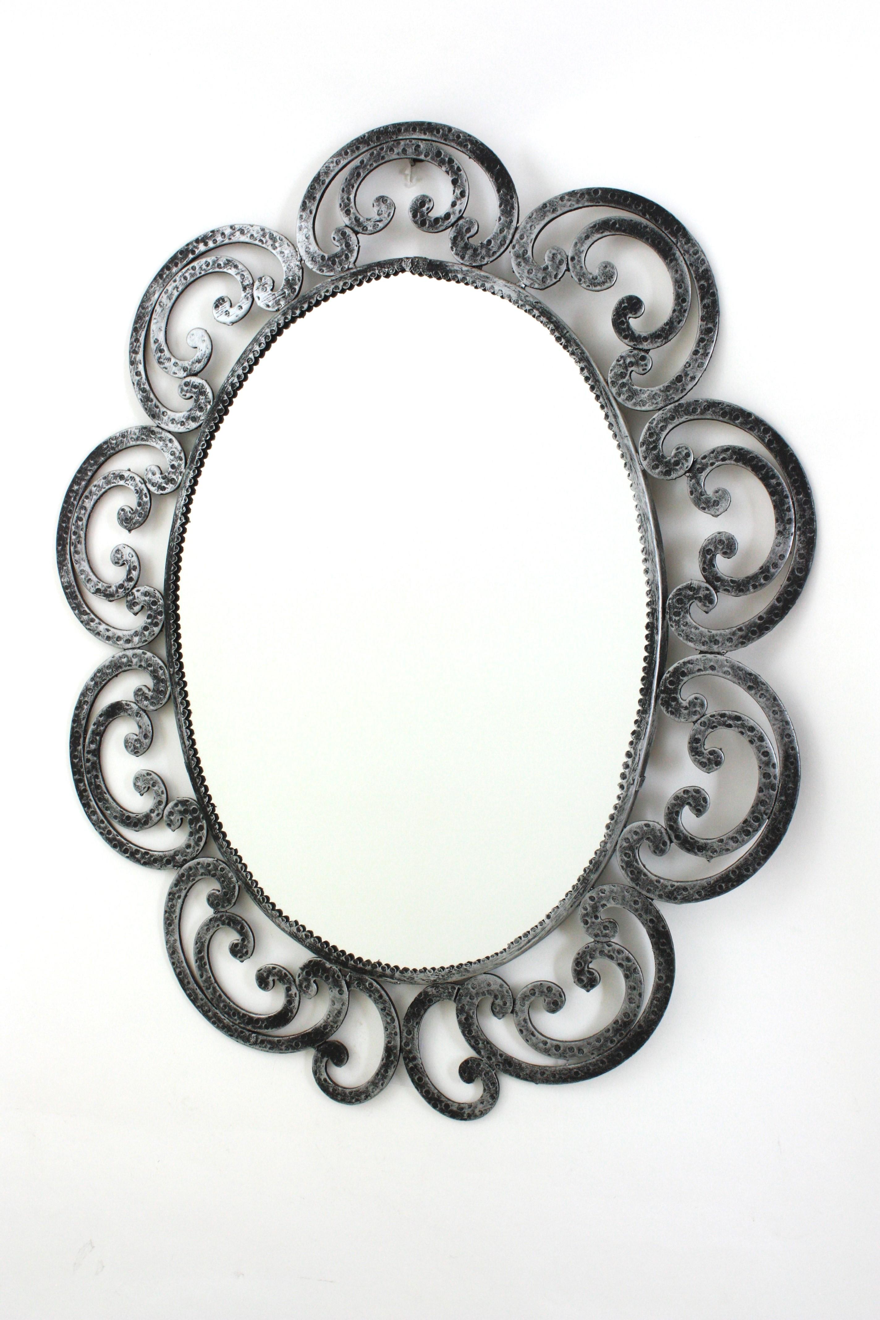 Spanish Silvered Flower Sunburst Oval Mirror in Wrought Iron, 1950s For Sale 4