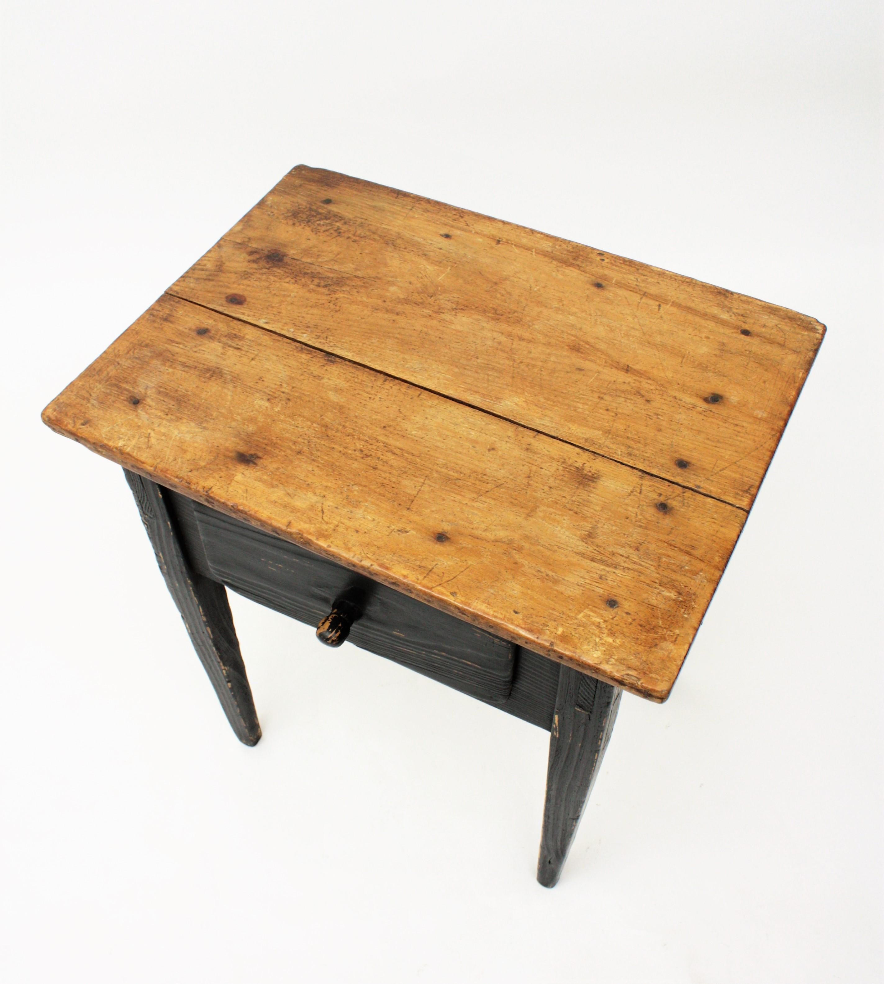 Spanish Single Drawer Rustic Table in Black Patina 2