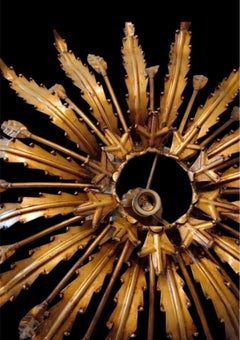 Illuminazione solare spagnola a raggiera in metallo dorato, circa 1950