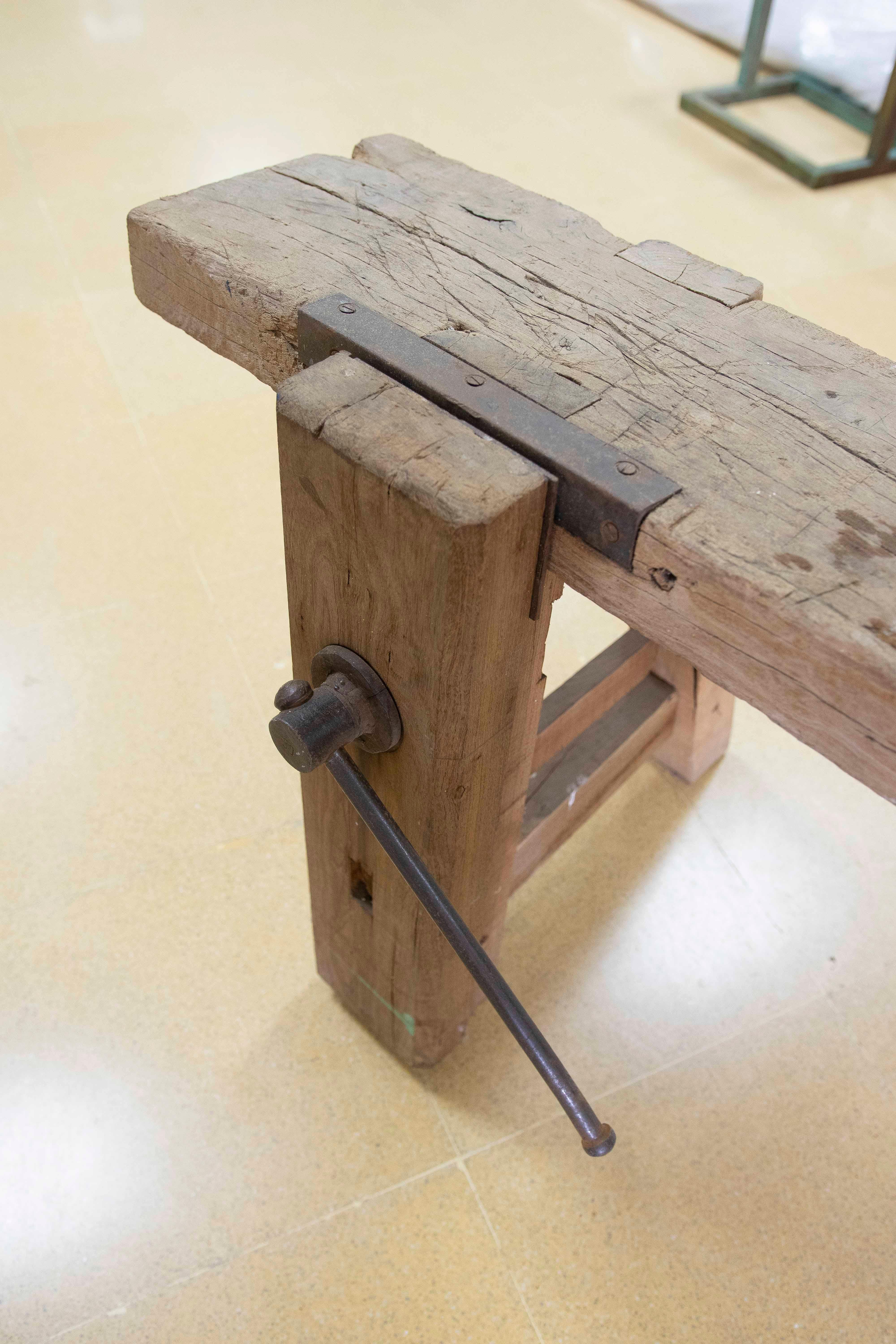 Banco de trabajo de carpintero de madera maciza española en venta 2