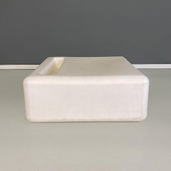 Spanish space age plastic 356 coffee table by Gandia Blasco and Gironés, 1970s