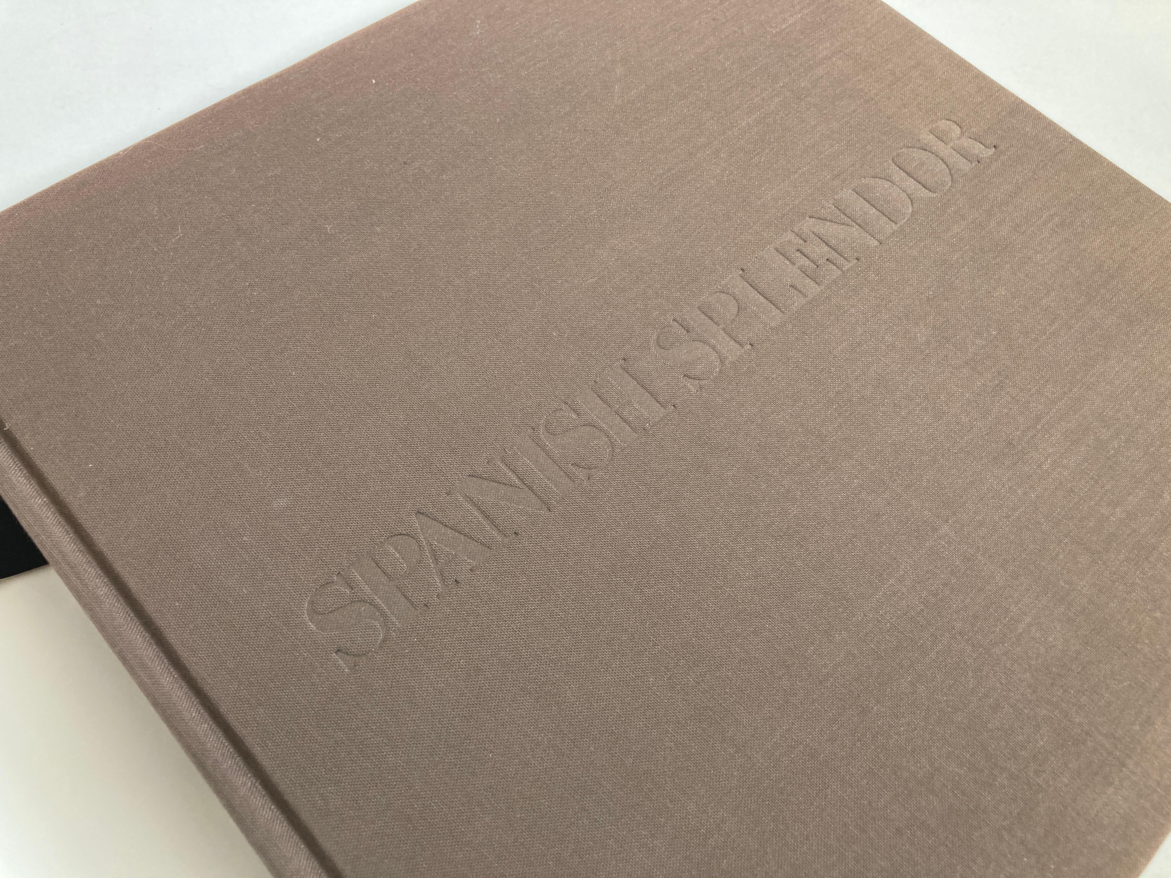 20ième siècle Livre à couverture rigide Rizzoli « Spanish Splendor Great Palaces Castles and Country Homes » (Les grands palais, les châteaux et les maisons de campagne) en vente