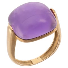 Spanish Square Cabochon Amethyst set on Mother-of-Pearl 18 kt Yellow Gold Ring