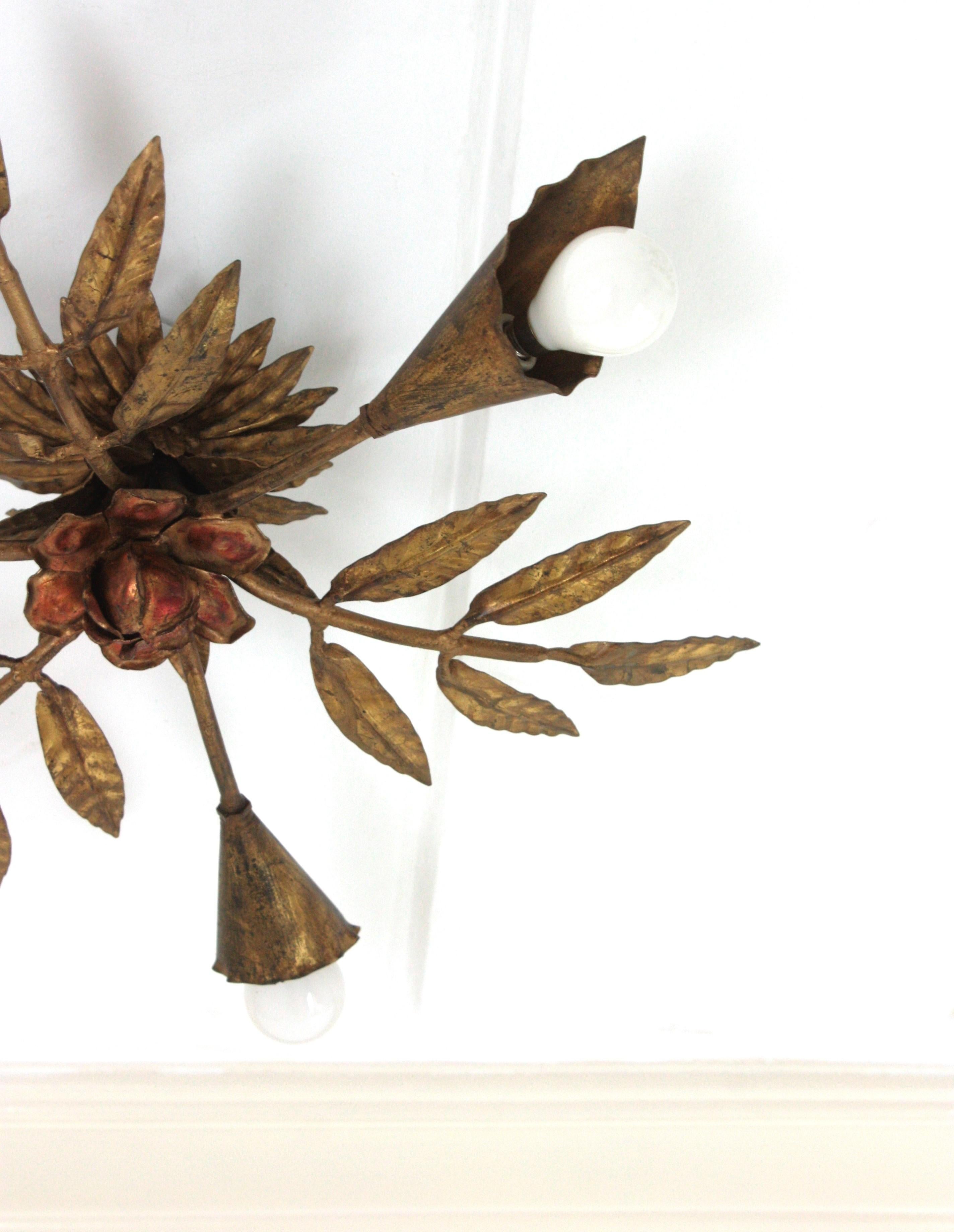 Spanish Starburst Sunburst Foliage Flush Mount Light Fixture in Gilt Iron (en fer doré) en vente 9