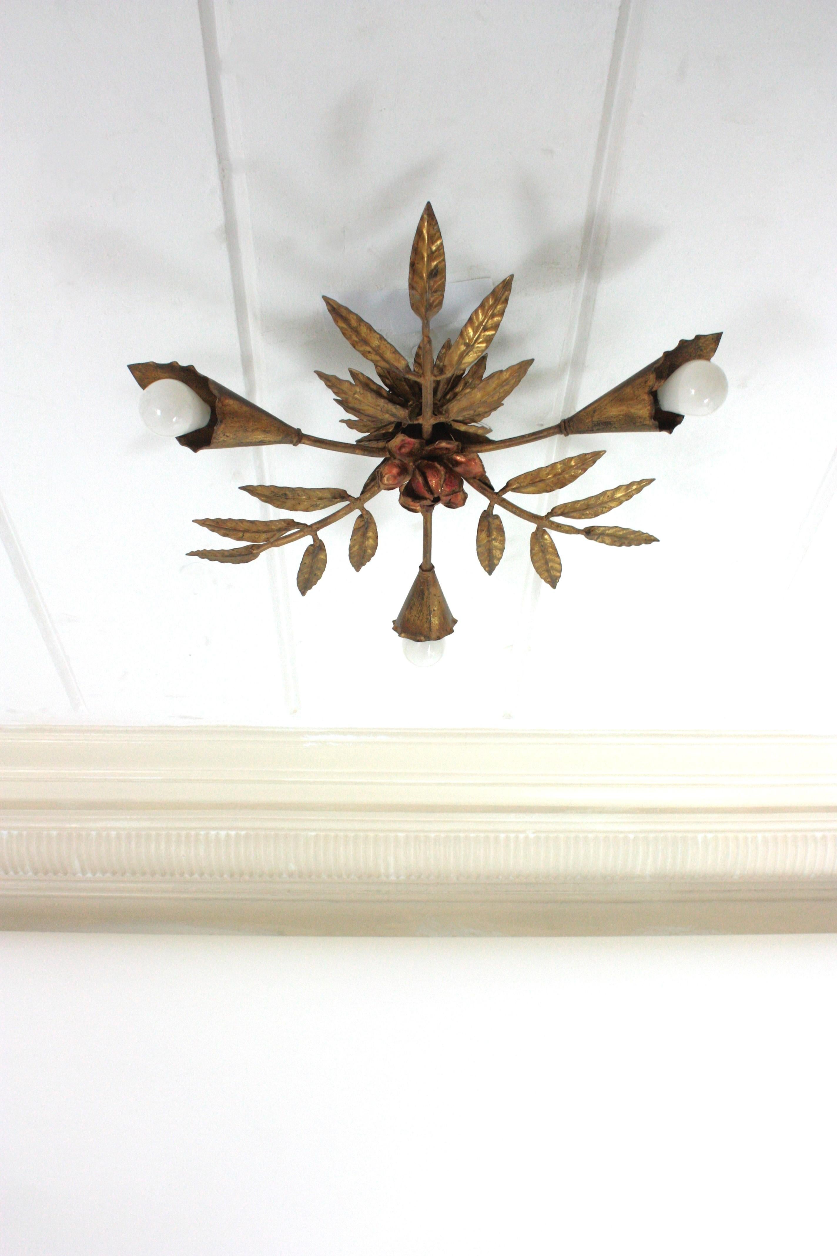 Espagnol Spanish Starburst Sunburst Foliage Flush Mount Light Fixture in Gilt Iron (en fer doré) en vente