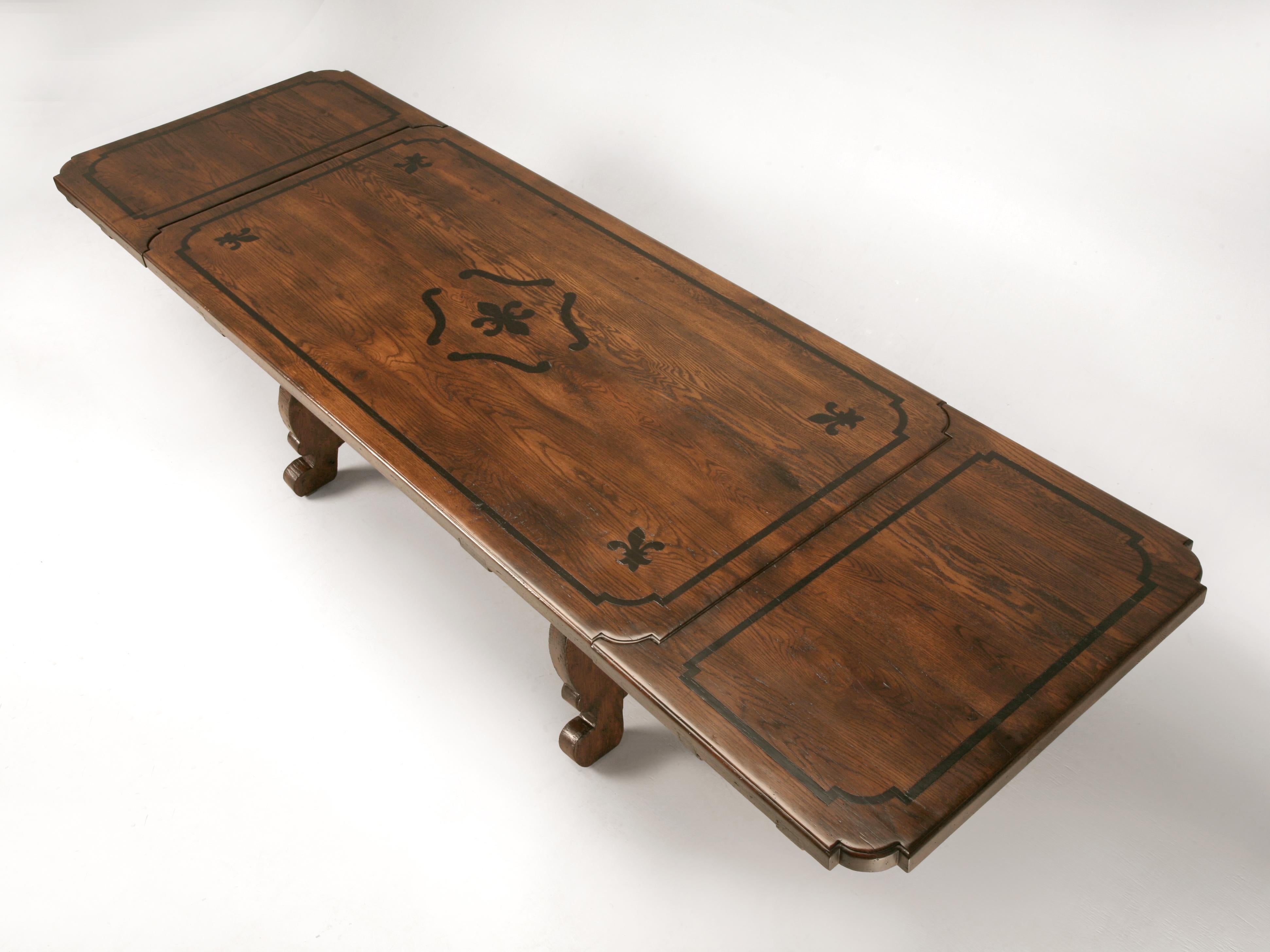 Spanischer Esstisch mit oder ohne Tischplatte, auf Bestellung in jeder Größe und Ausführung hier in unserer Holzbearbeitungsabteilung in Chicago hergestellt. Dieser Tisch wurde von den Kunsthandwerkern in unserer Old Plank-Werkstatt vor Ort
