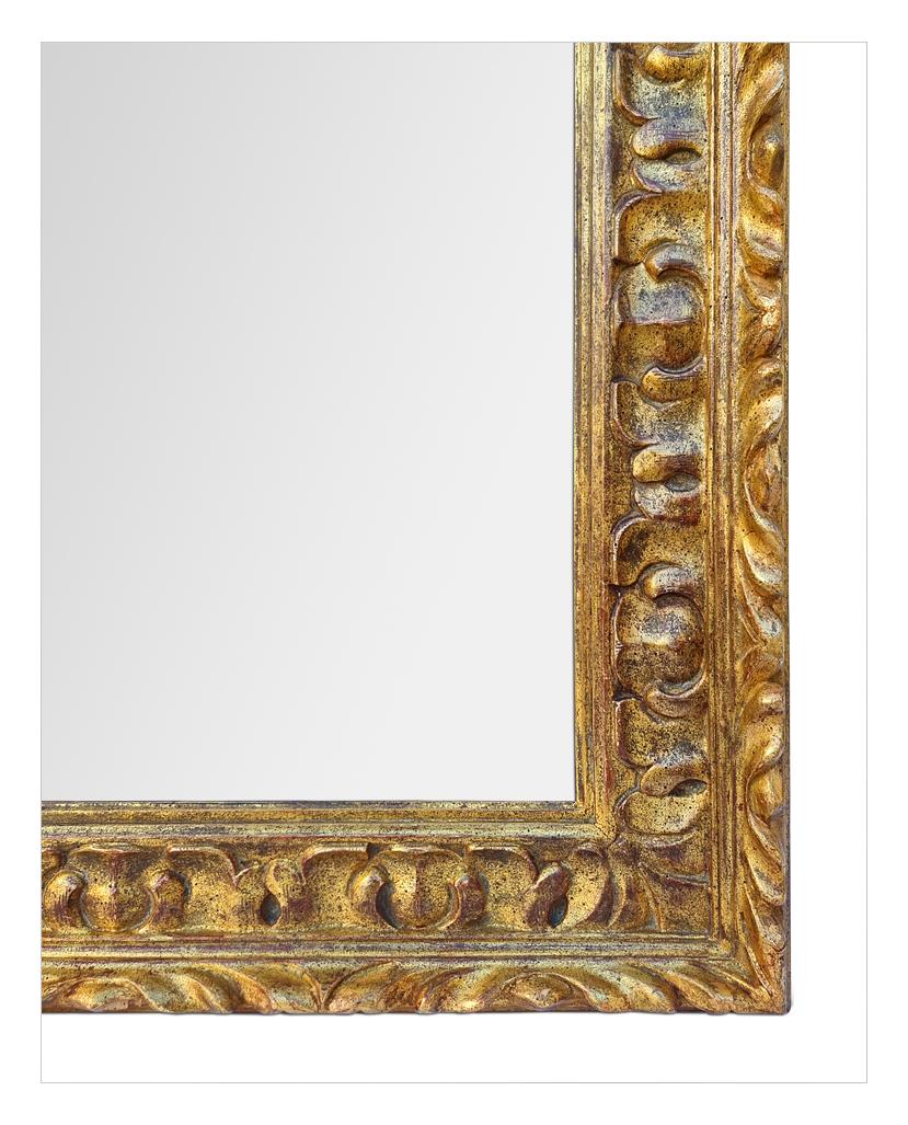 Spanish Style Gilded Carved Wood Mirror, circa 1970 For Sale 1