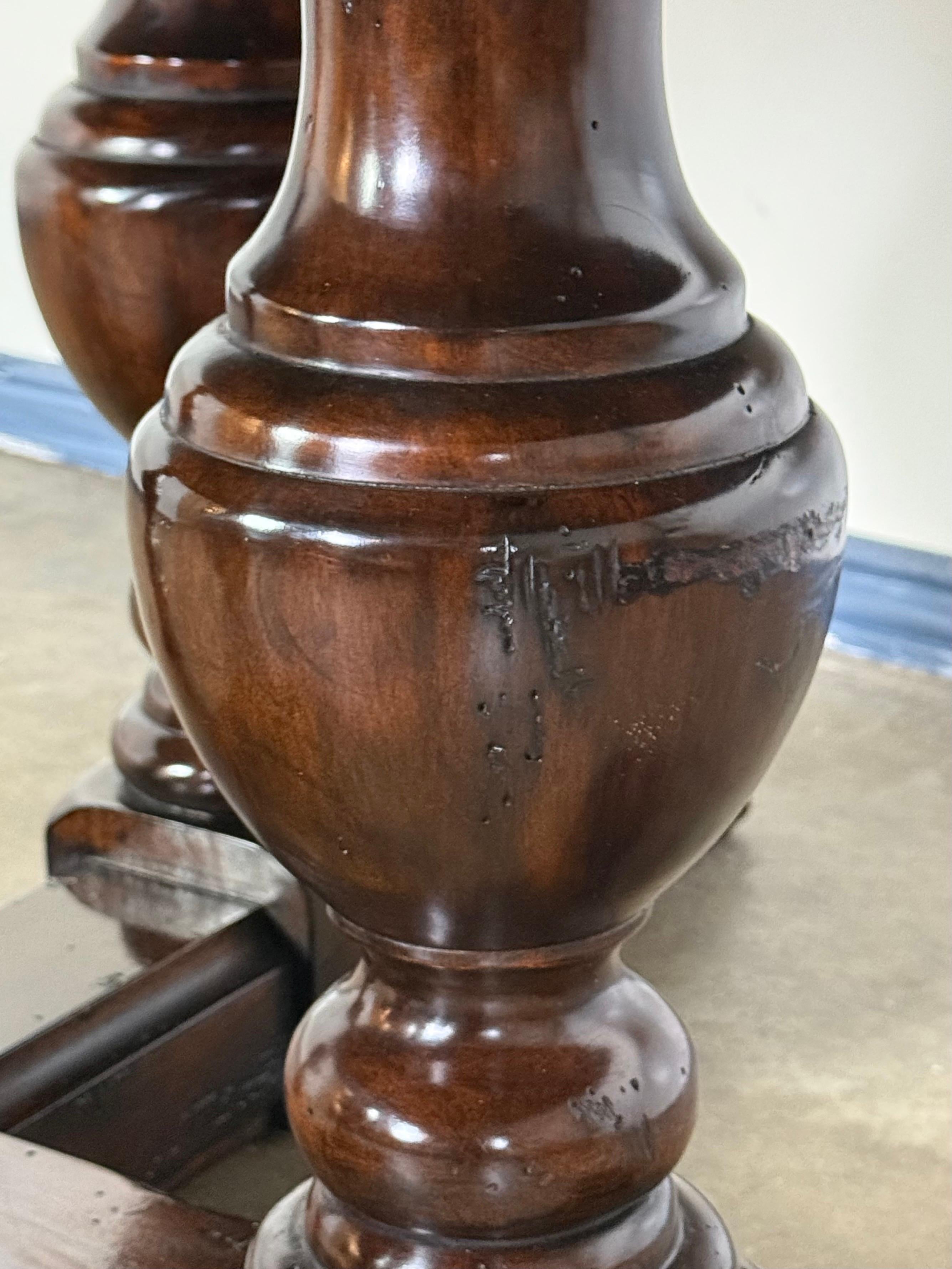 Mesa de Póquer/Comedor Octogonal Estilo Español en venta 5
