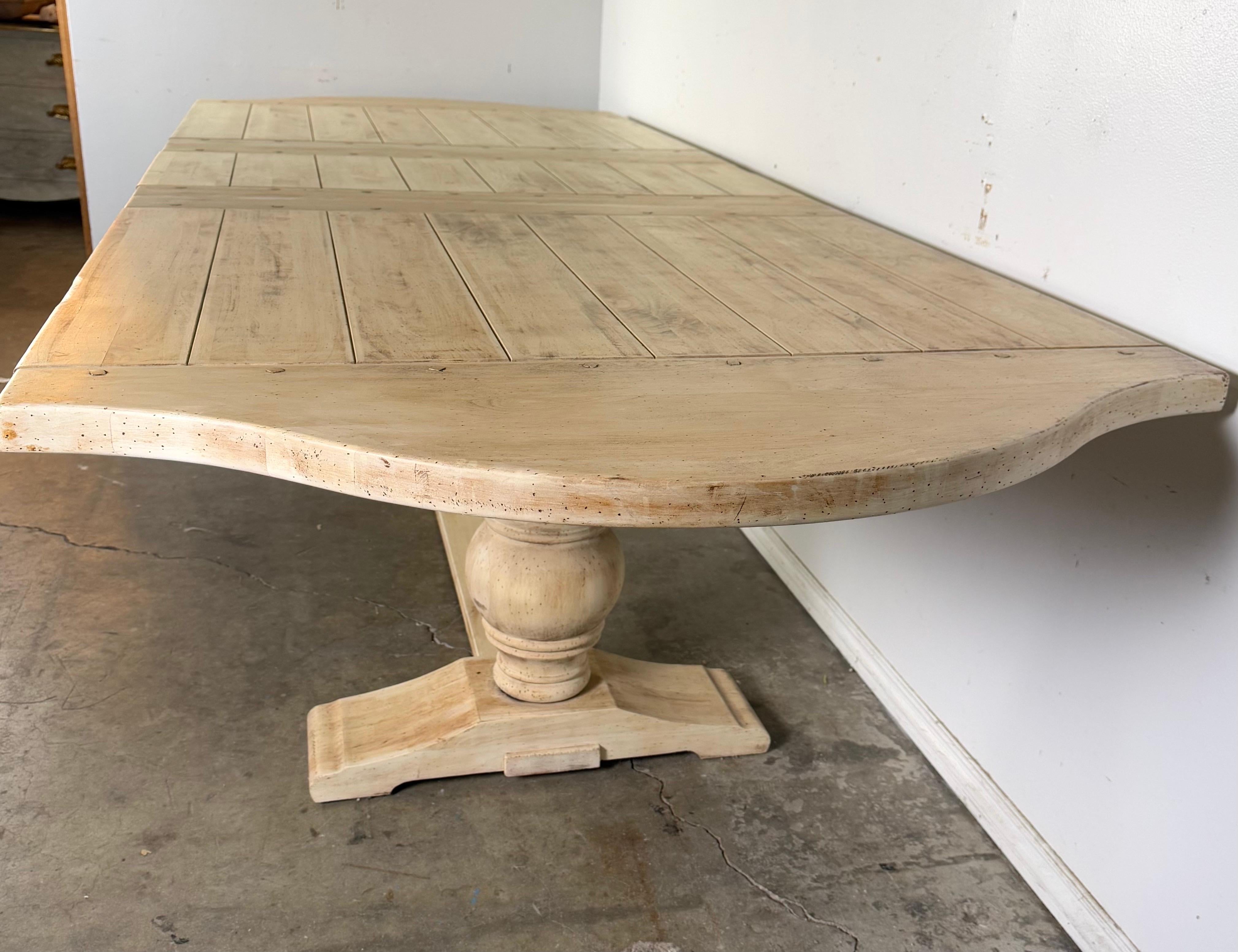 Espagnol Table réfractaire de style espagnol avec rallonge, C.I.C. 1930 en vente