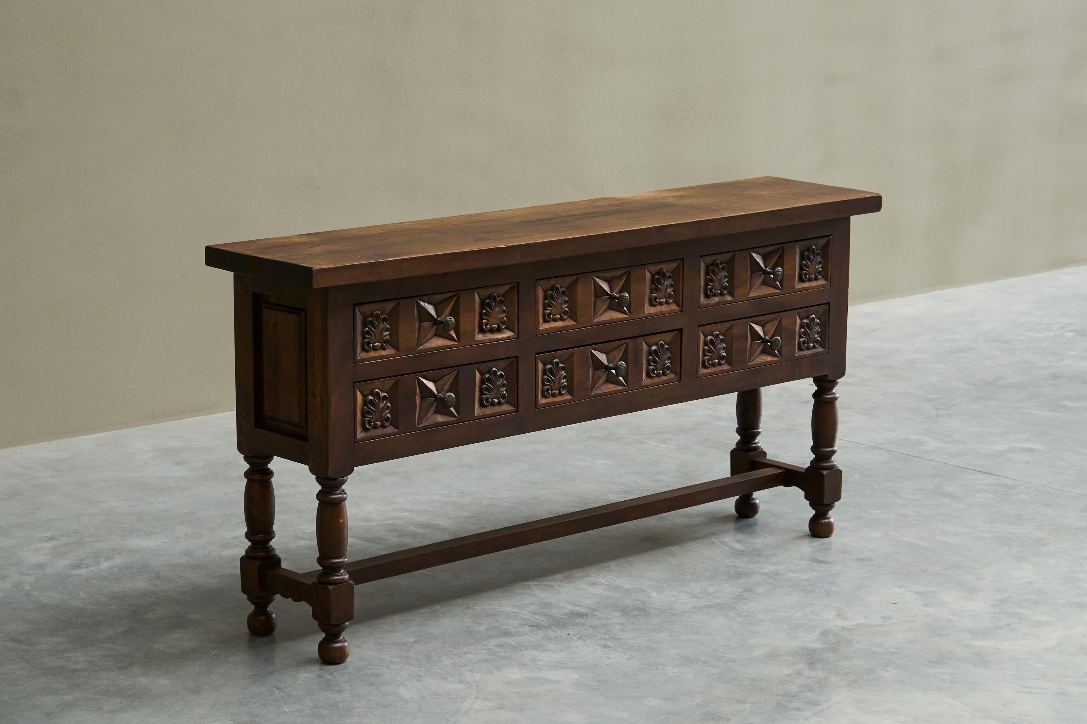 20th Century Spanish Style Sideboard in Hand Carved Solid Walnut and Wrought Iron For Sale