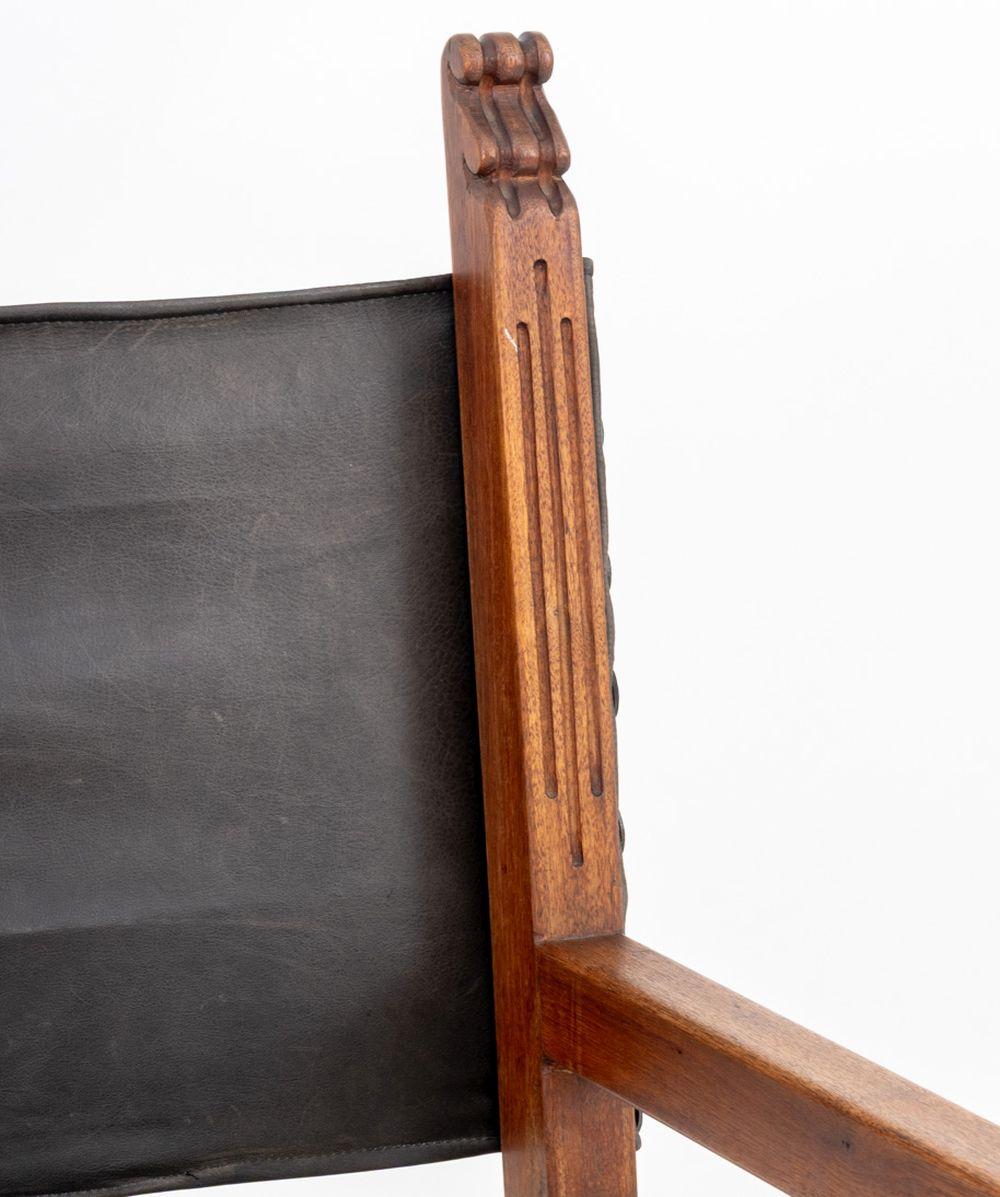 Spanish Style Walnut Armchair (Barock) im Angebot