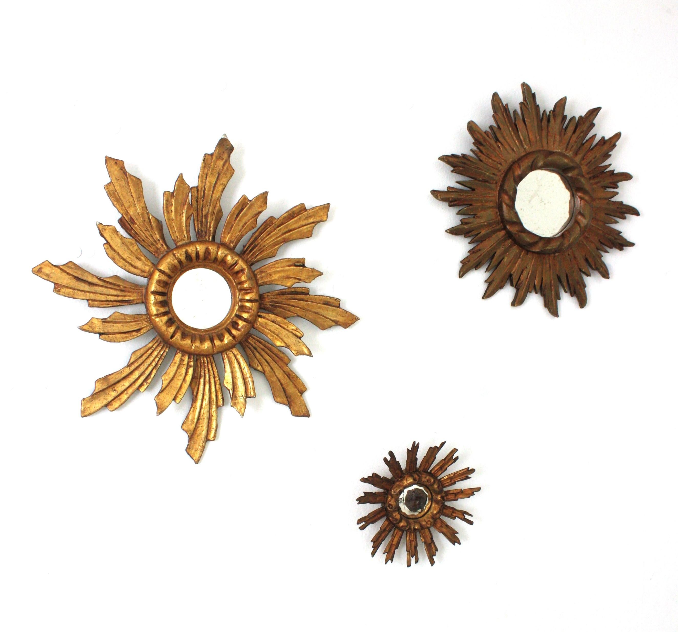 Miroir espagnol Sunburst en bois doré de style baroque, petite taille en vente 3