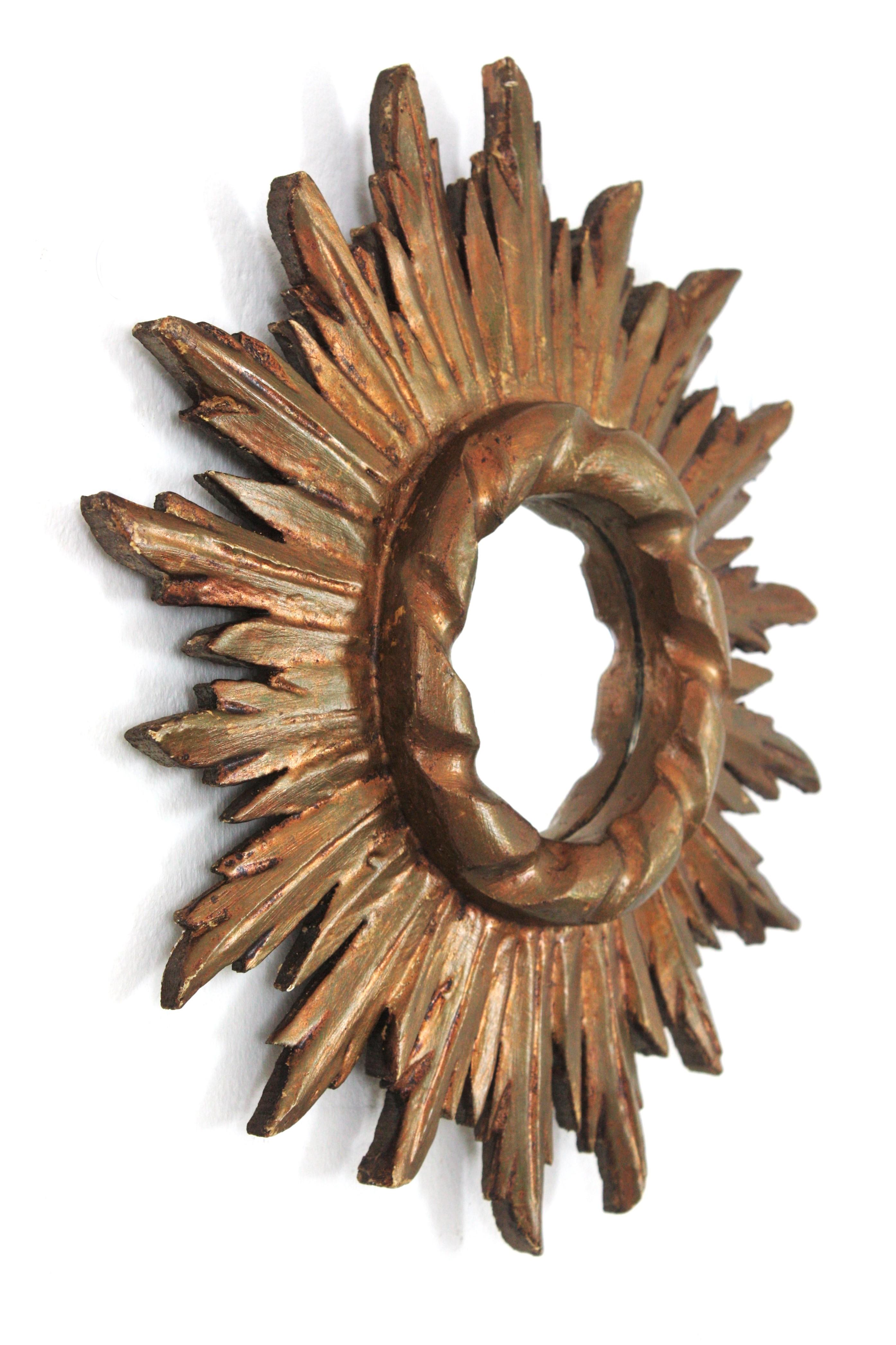 20th Century Spanish Sunburst Giltwood Mirror in Baroque Style, Small Size For Sale