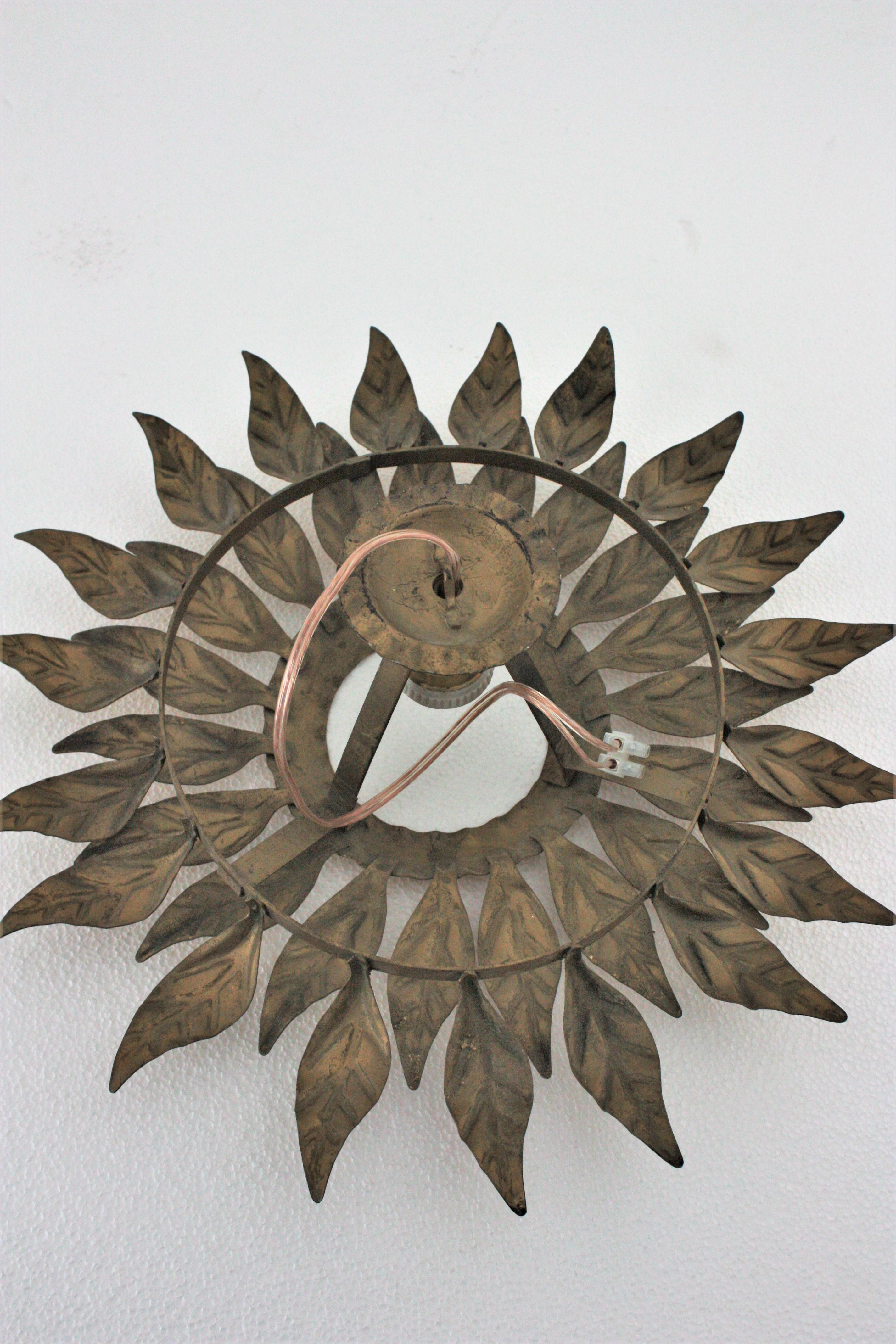 Spanish Sunburst Light Fixture in Gilt Iron with Double Leafed Frame For Sale 6