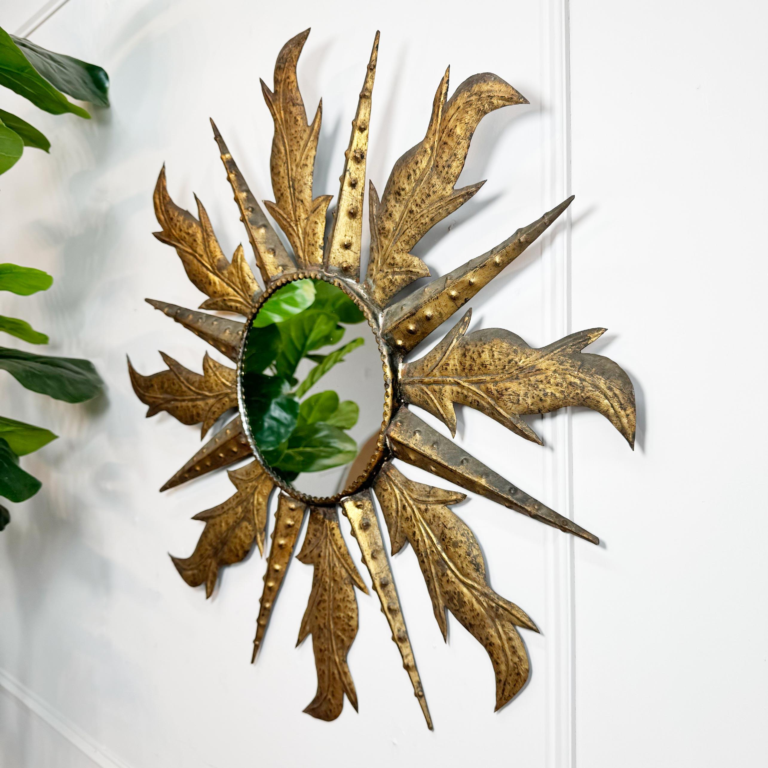 Spanish Sunburst Mirror In Good Condition For Sale In Hastings, GB