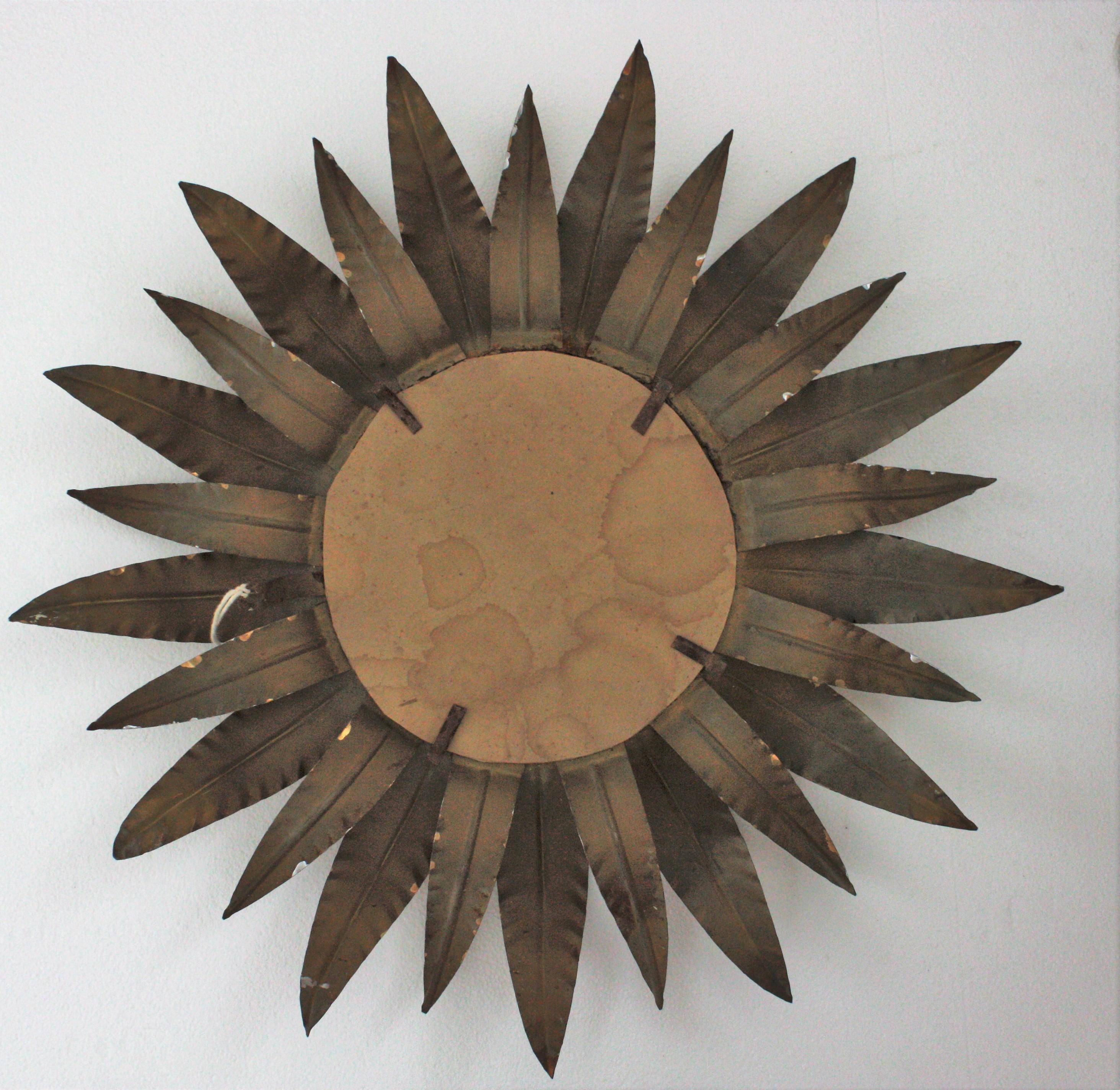 Spanish Sunburst Mirror in Gilt Metal For Sale 6