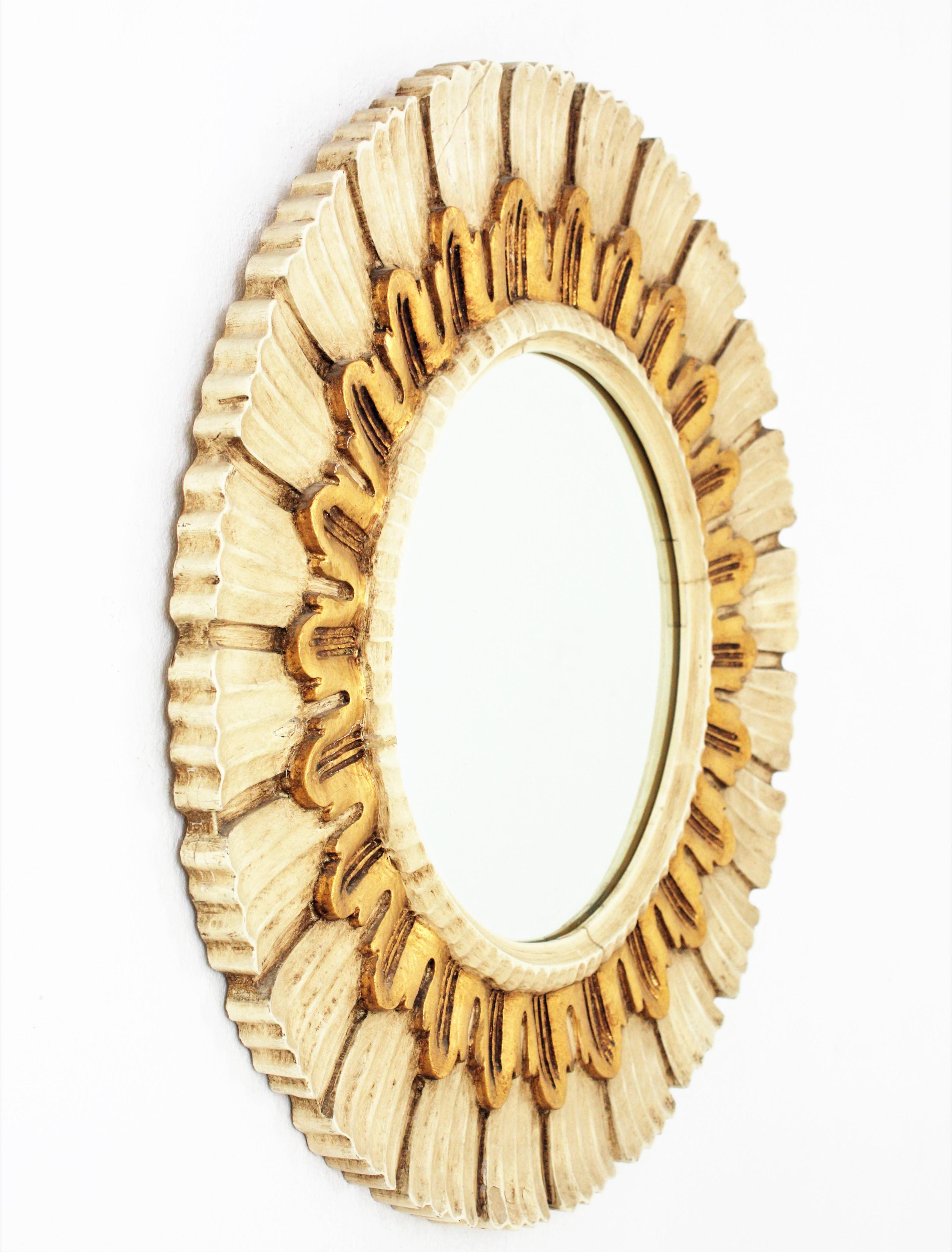 Mid-Century Modern Spanish Sunburst Round Wall Mirror in Beige and Gold Giltwood