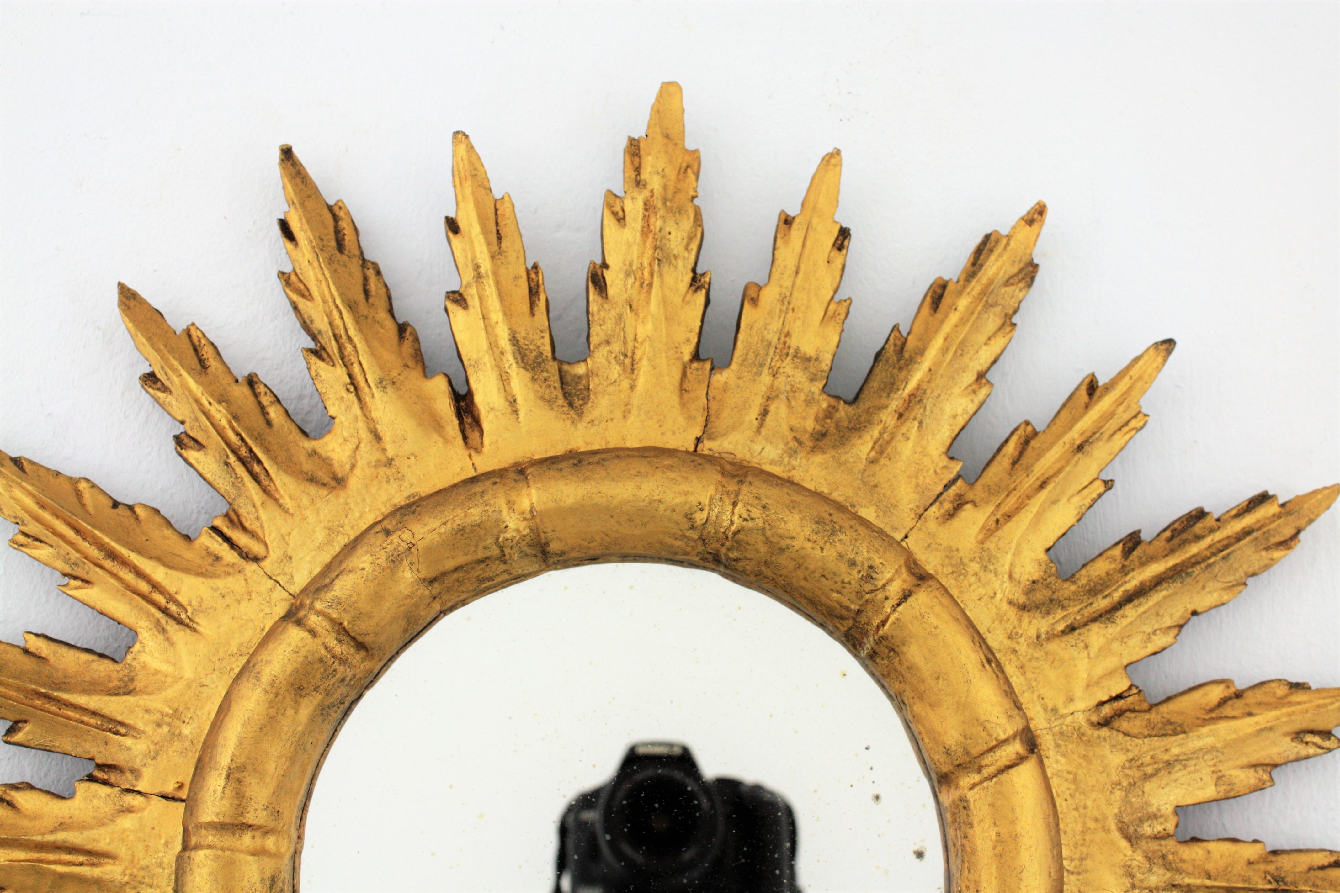 Spanish Sunburst Starburst Mirror in Carved Giltwood, 1950s 1