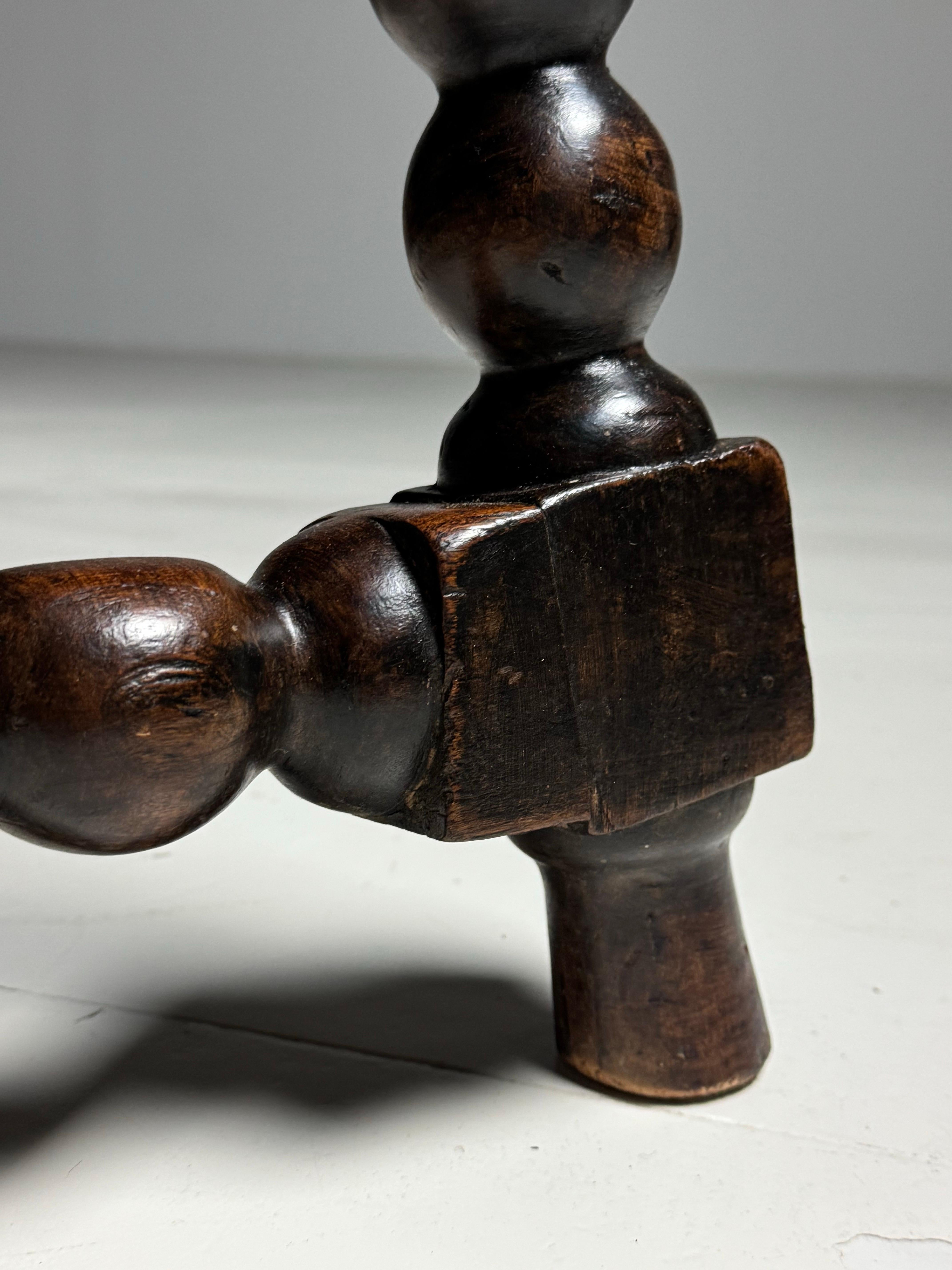 Spanish Table Bobbin 18th century For Sale 11