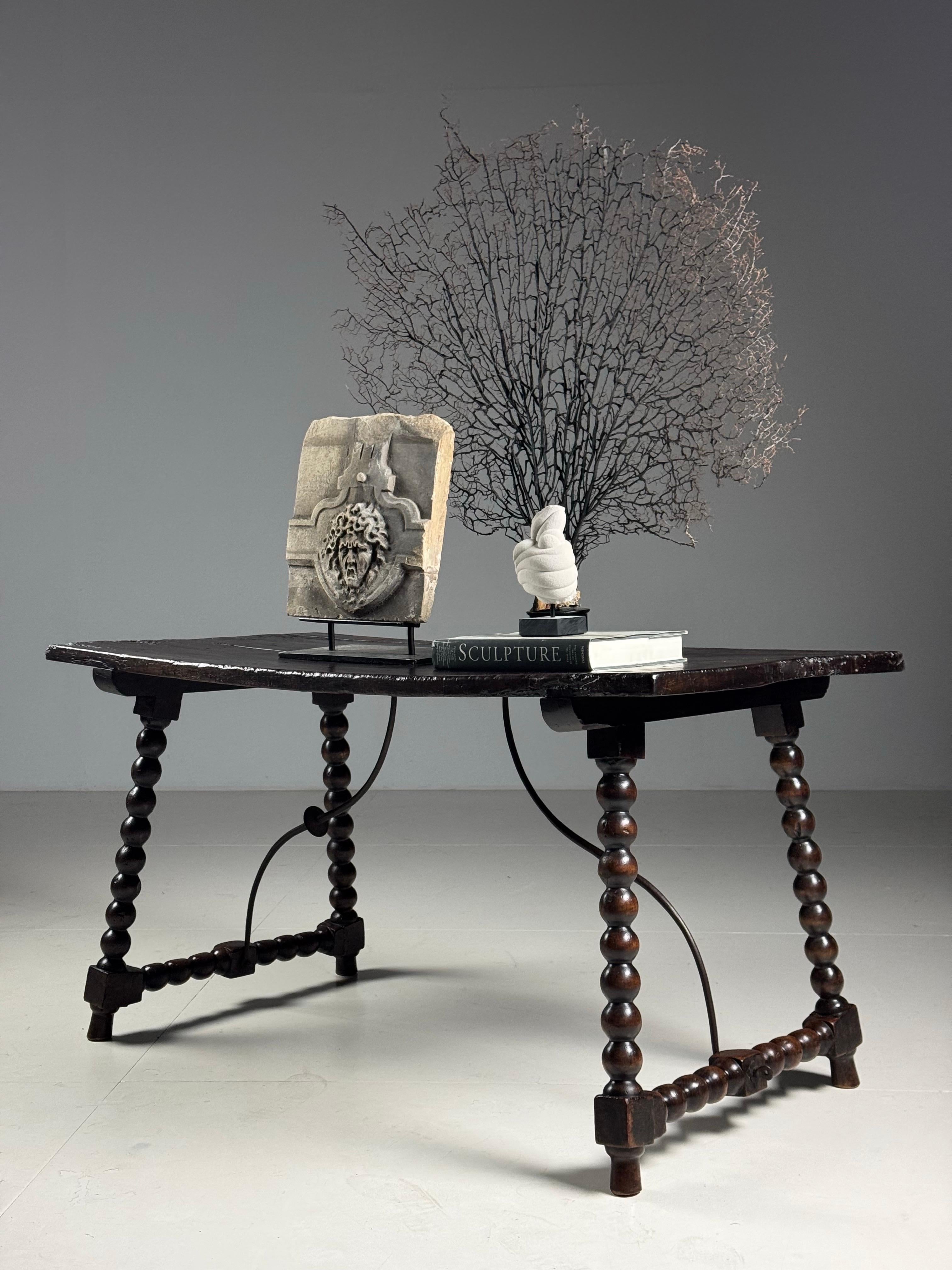 Spanish Table Bobbin 18th century For Sale 1