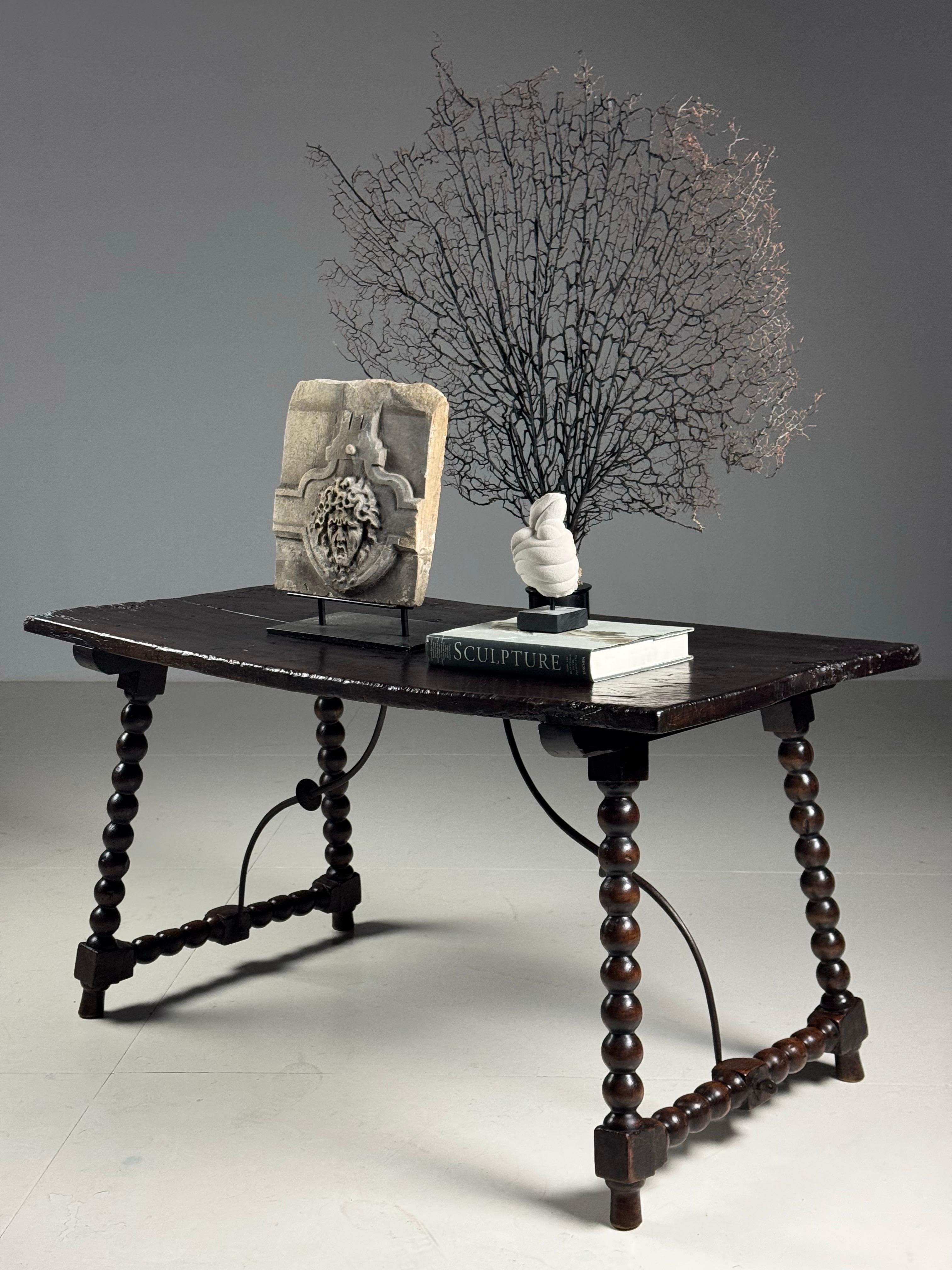 Spanish Table Bobbin 18th century For Sale 2