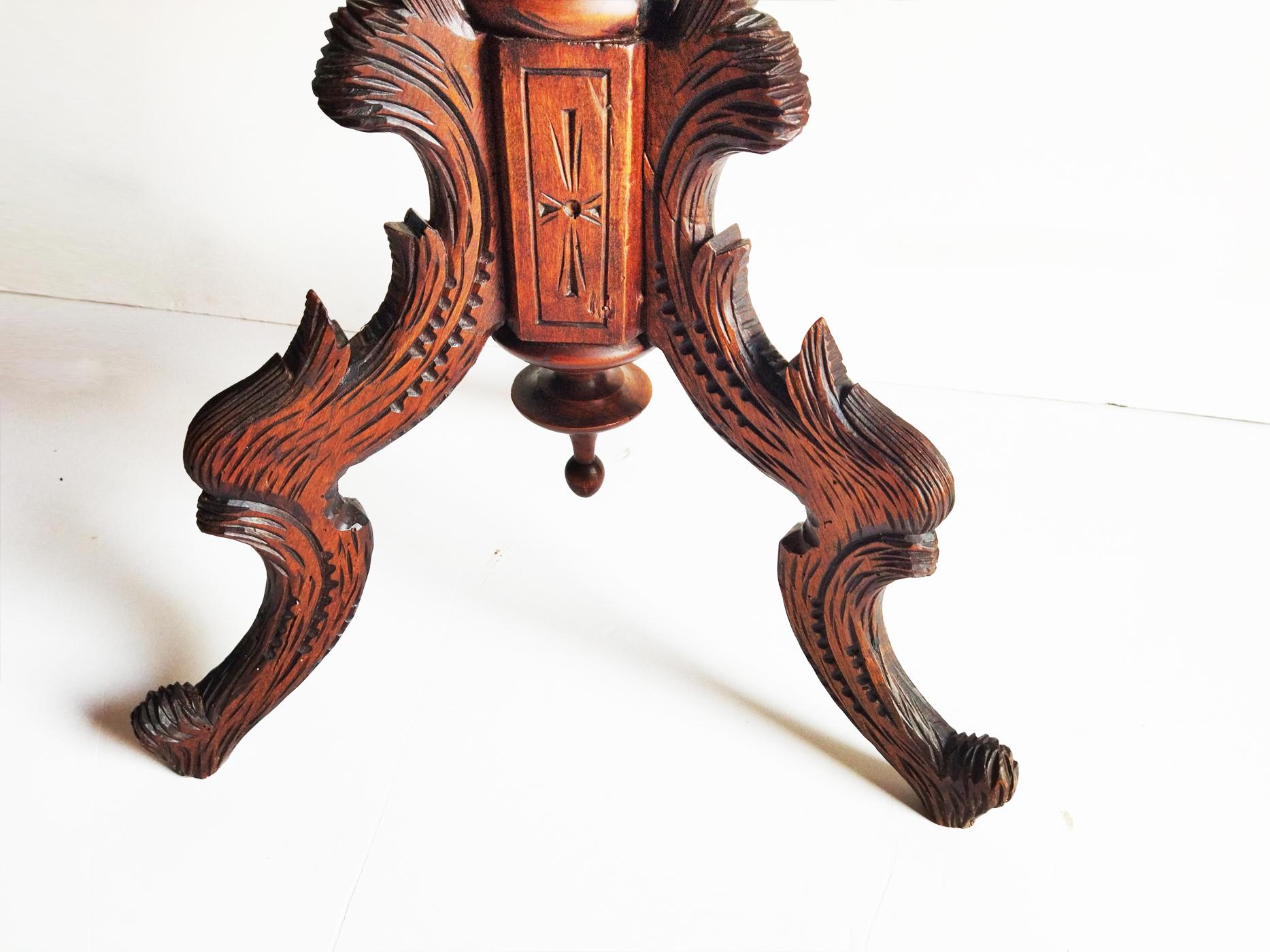 Carved Table Gueridon 19th Century Spanish Occasional  Three Caved Legs For Sale