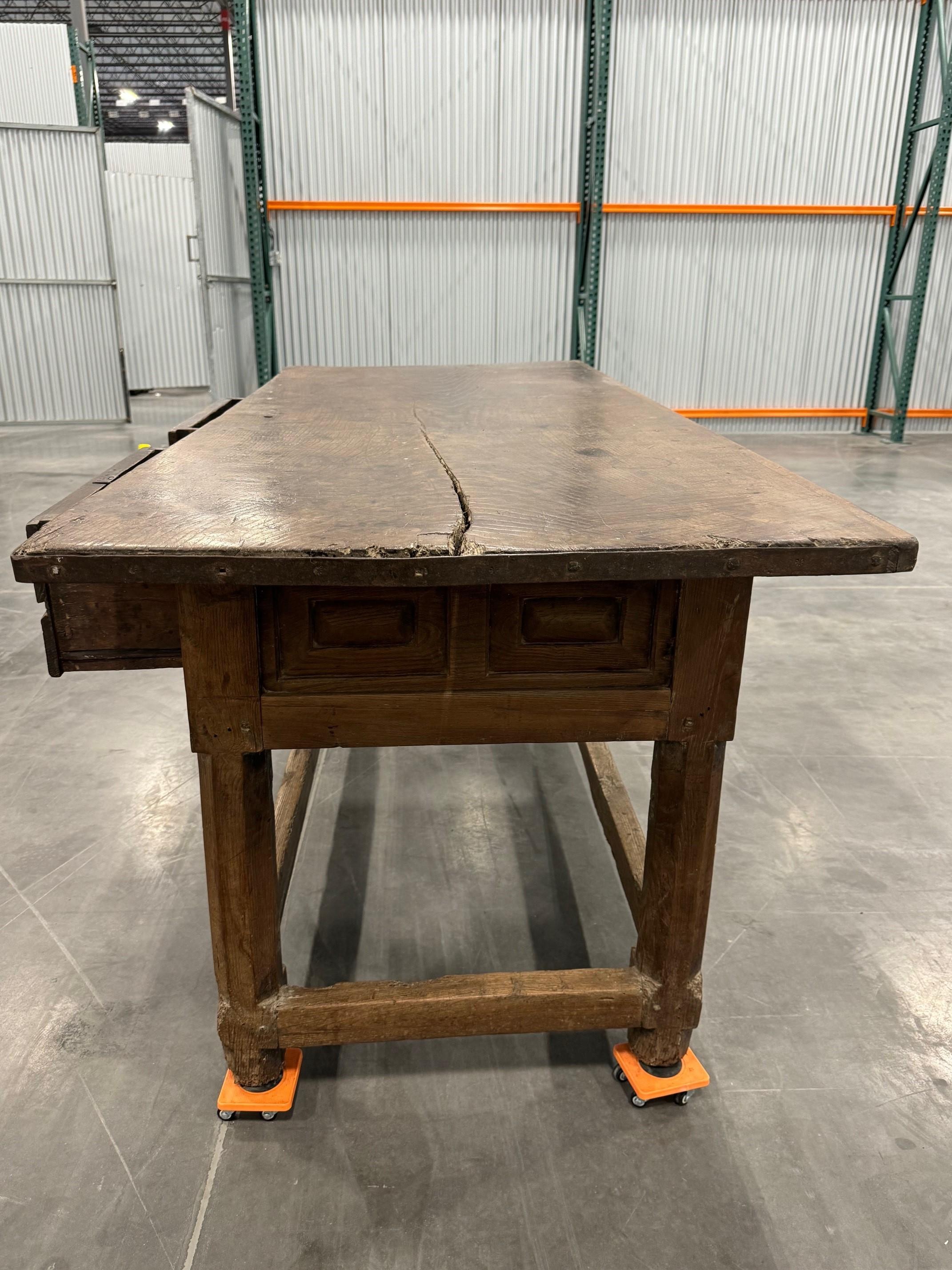 Spanish Tavern / Refectory Table Circa 1650 For Sale 10