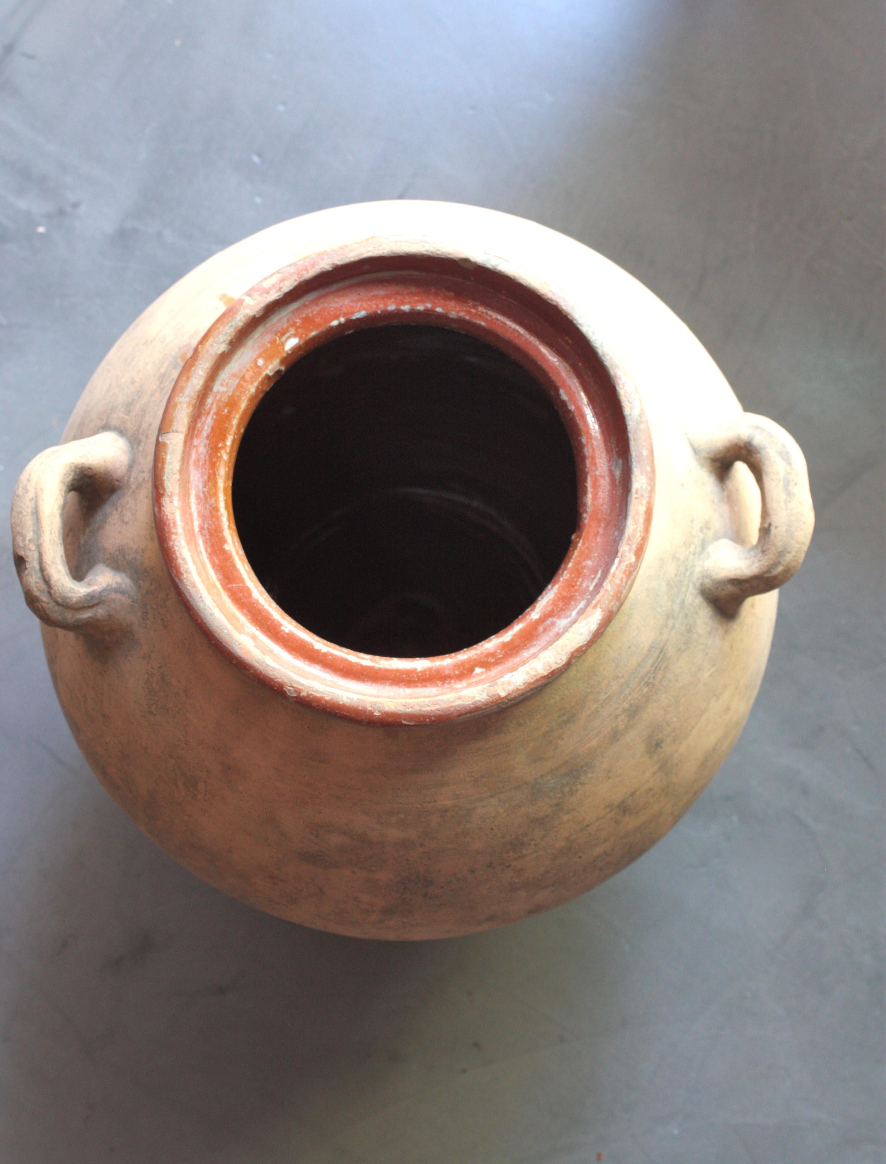 Vaso o recipiente per Oliver in terracotta spagnolo in vendita 5
