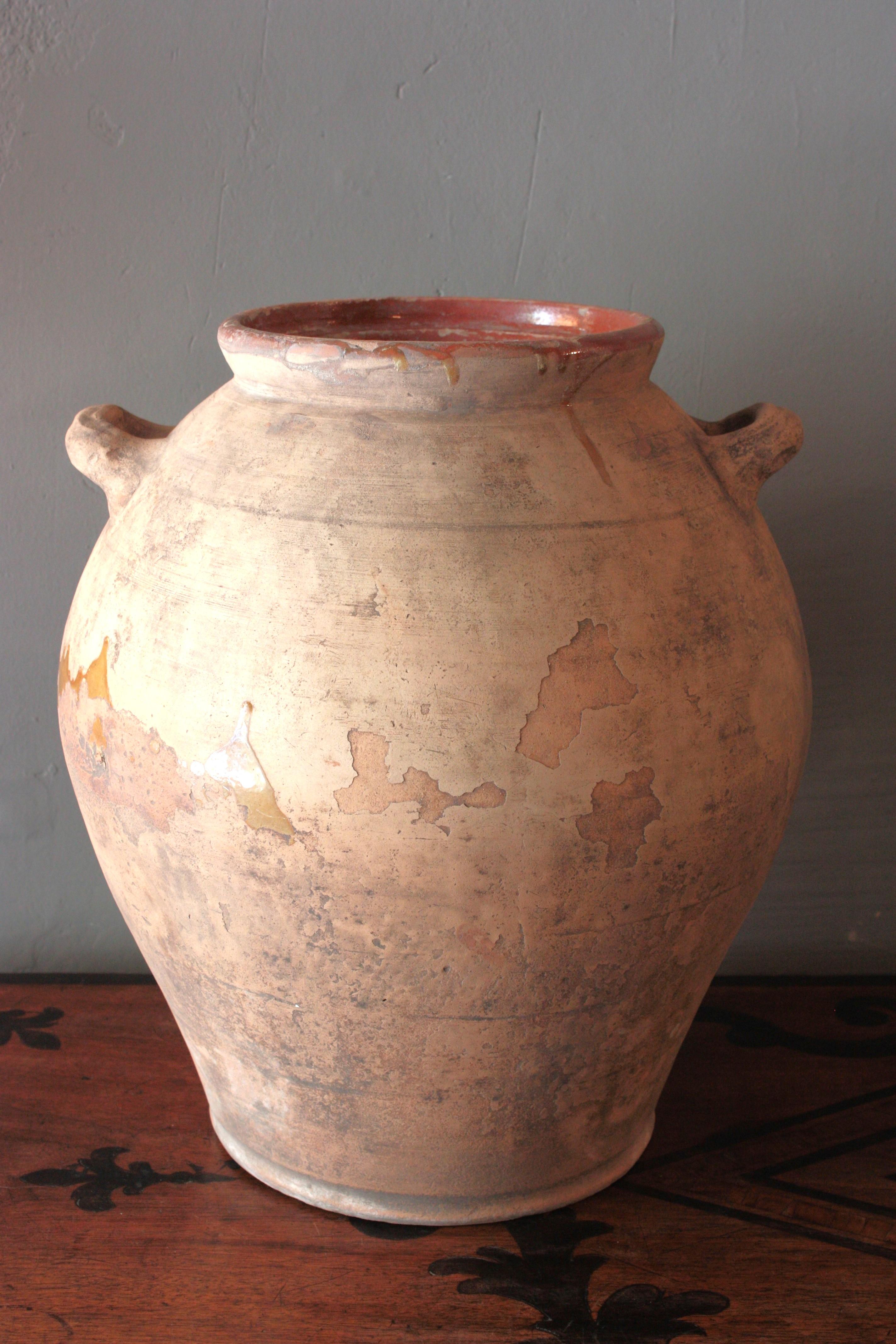 Fatto a mano Vaso o recipiente per Oliver in terracotta spagnolo in vendita