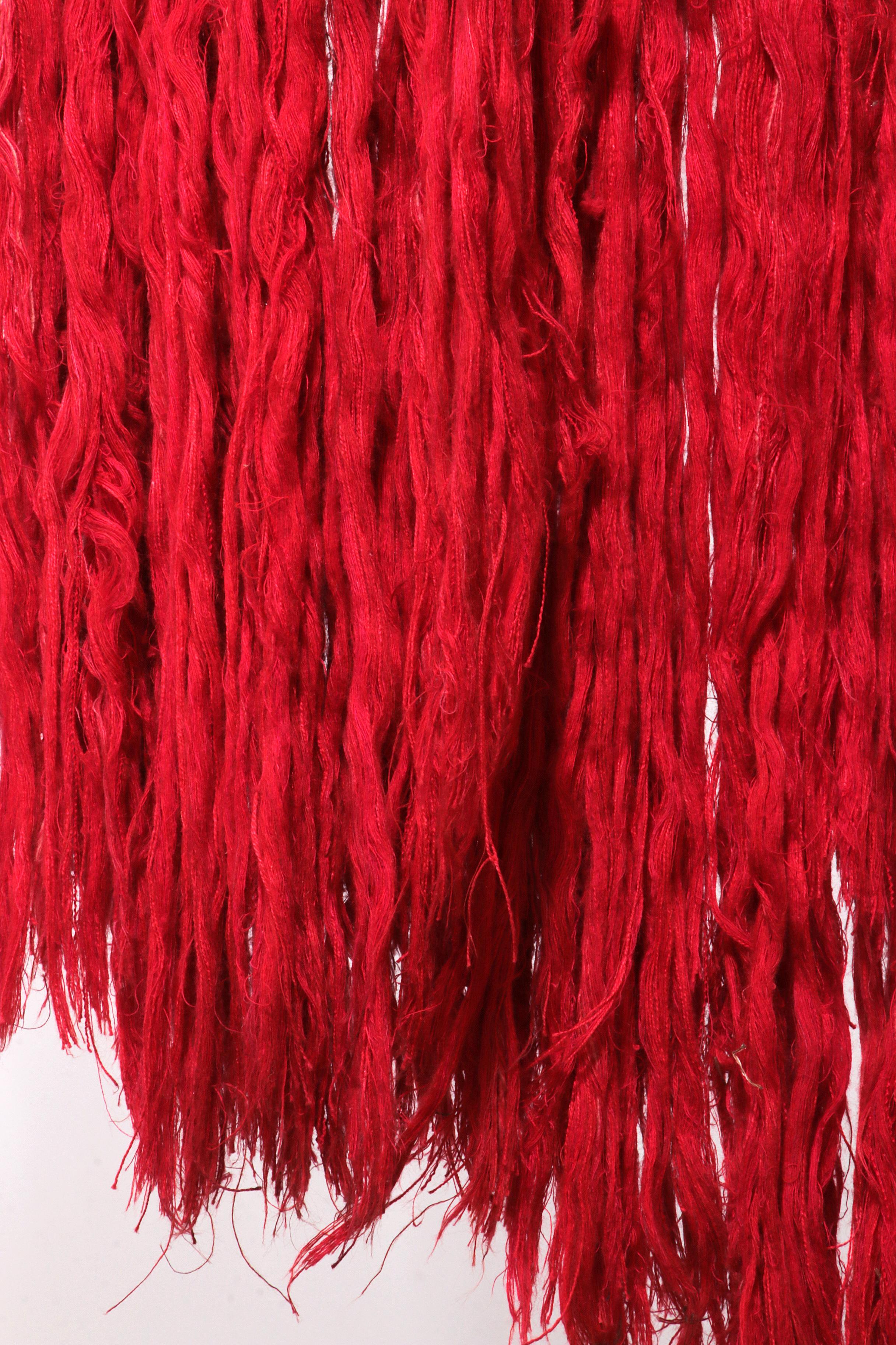 Spanish Textured macramé tapestry from the 70s – Unique design object For Sale 2